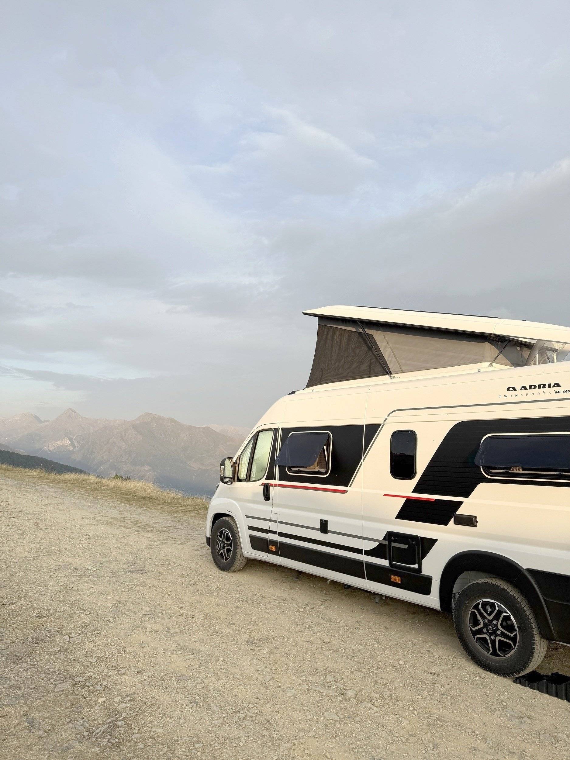 Adria Twin 640 SGX Plus