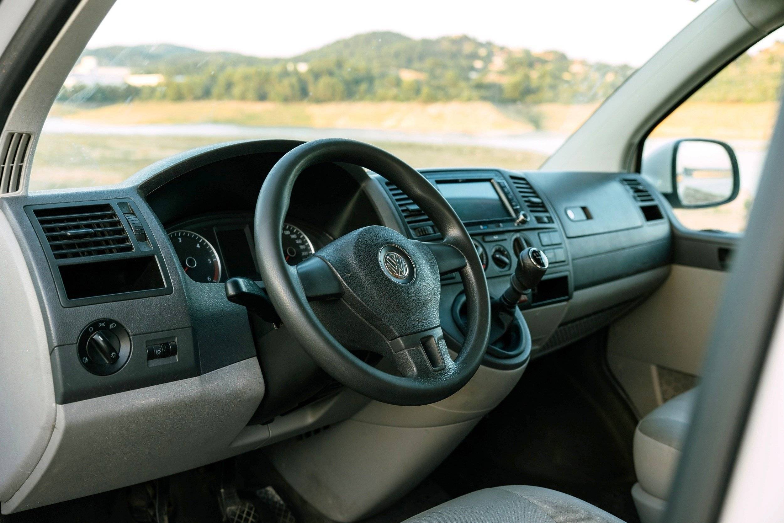 Volkswagen T5 2,0 l 84 ch