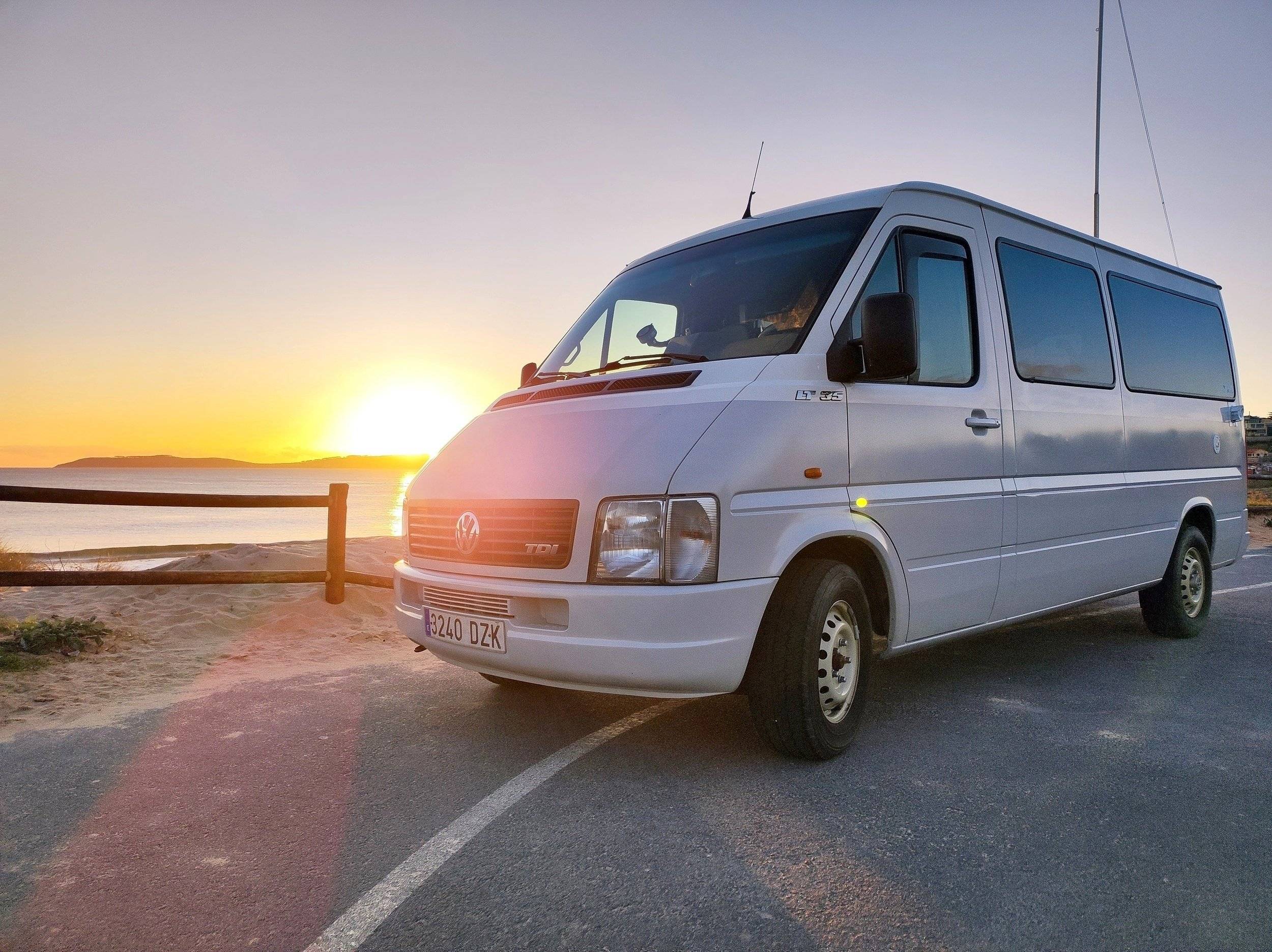 schräge Vorderansicht Volkswagen Volkswagen LT 35 - Yescapa
