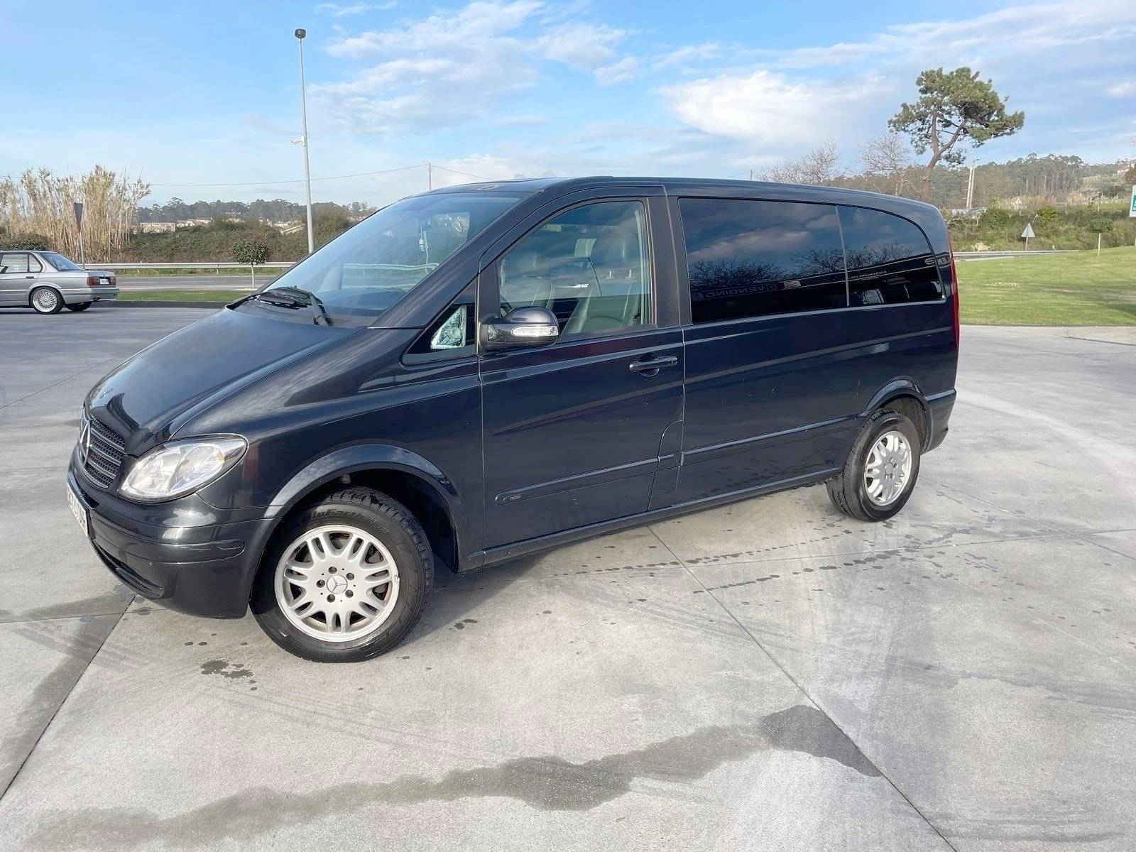 Front view from 3/4 Mercedes - Yescapa