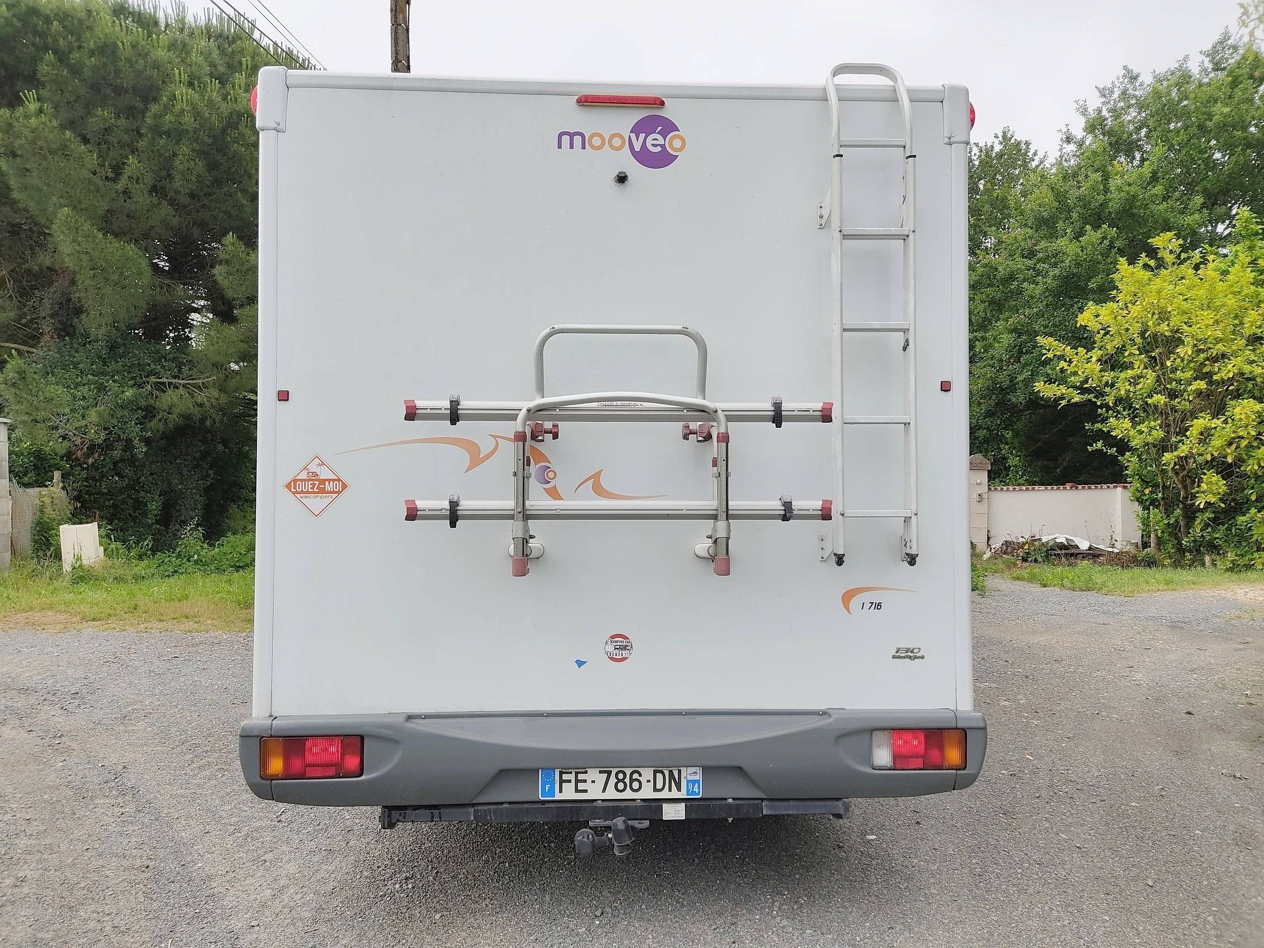 Mooveo I716