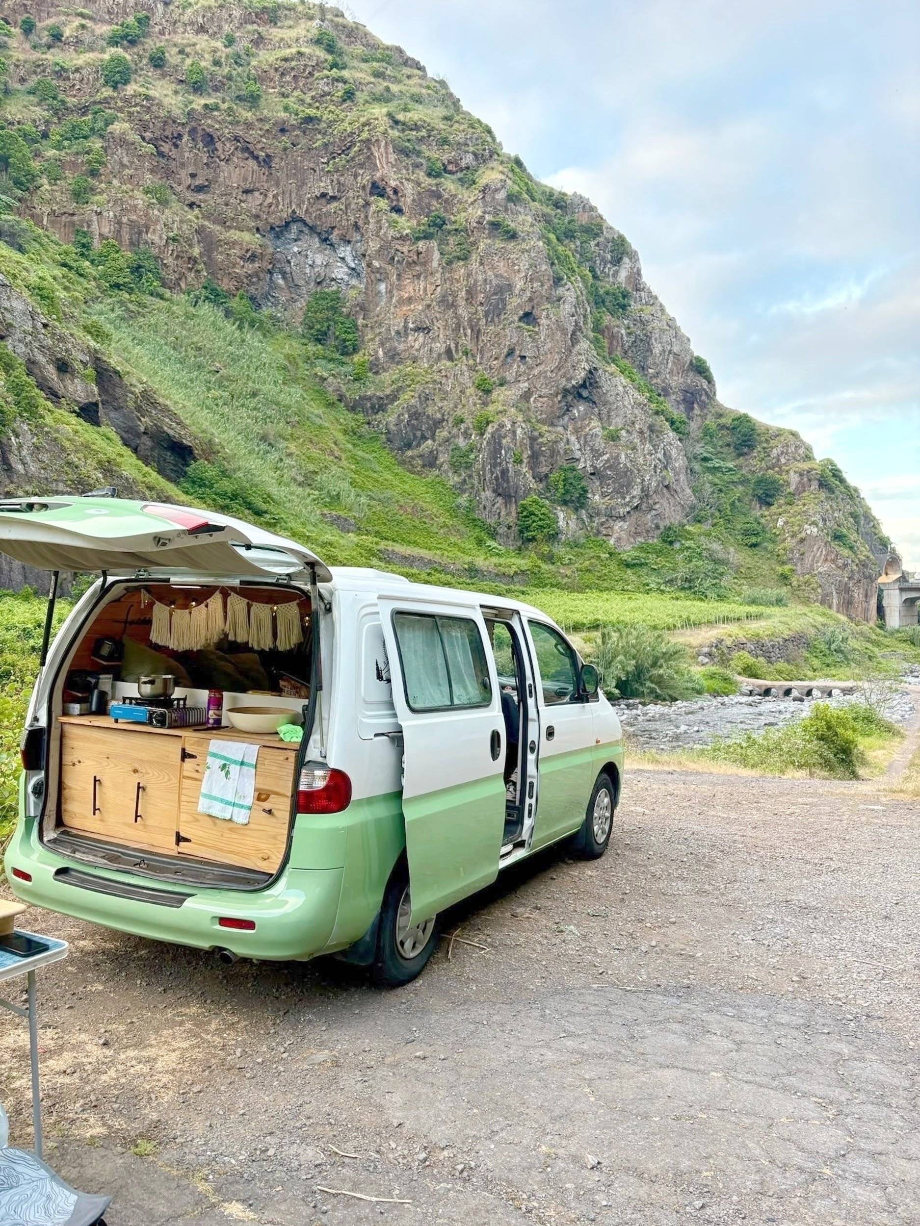 Hyundai H1