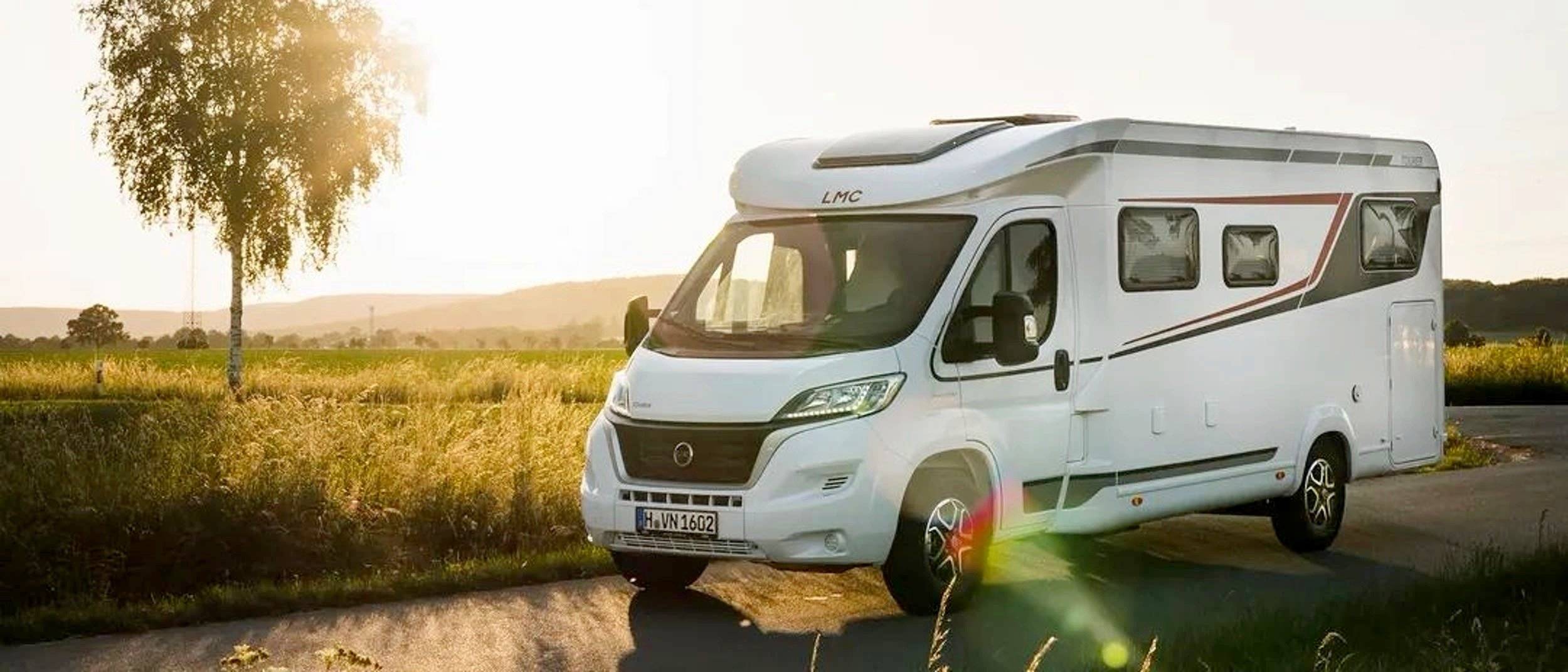 Front view from 3/4 Citroën - Yescapa