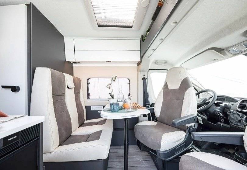 Coin repas casualvan CASUALVAN 2 - Yescapa