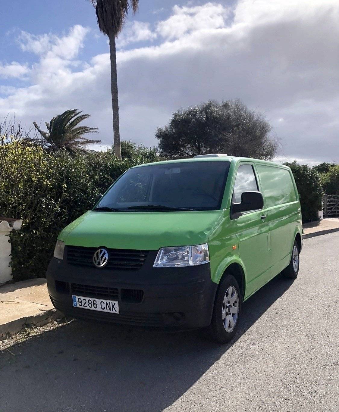 3 C Cartier/Brisebras Volkswagen Transporter