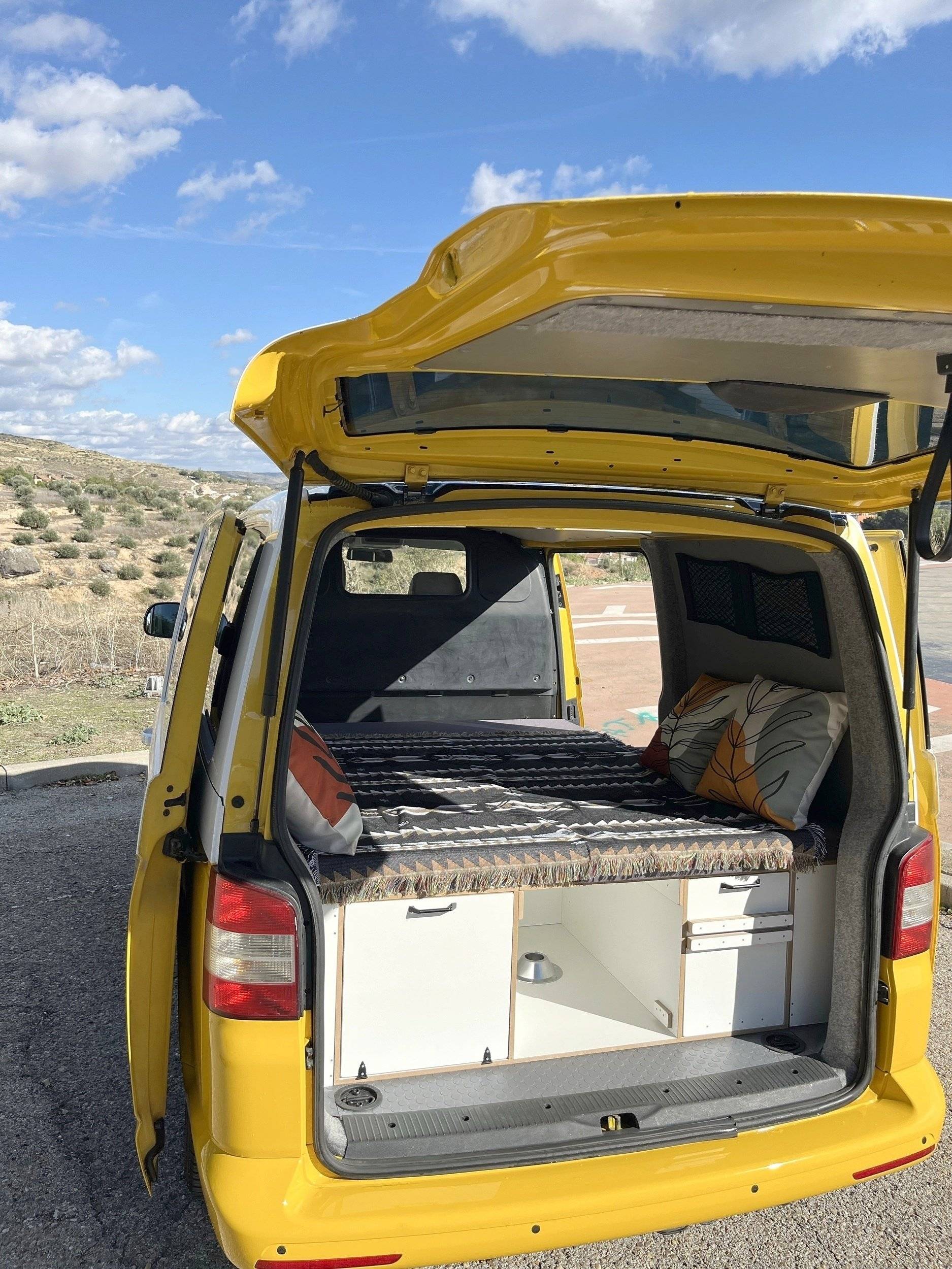 Volkswagen T5 2,0 l 102 ch