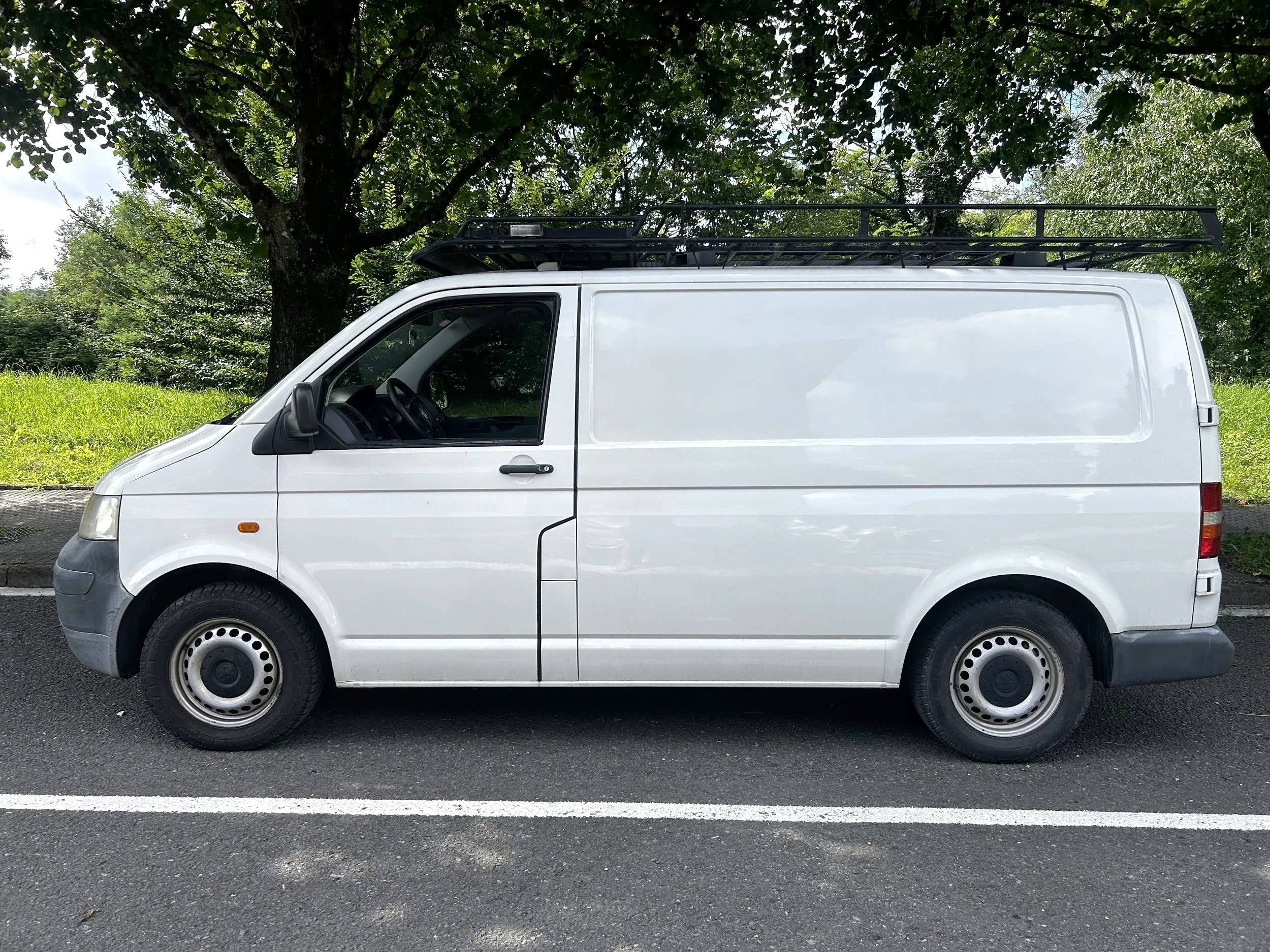 Coin cuisine Volkswagen 2,5 l 130 ch - Yescapa