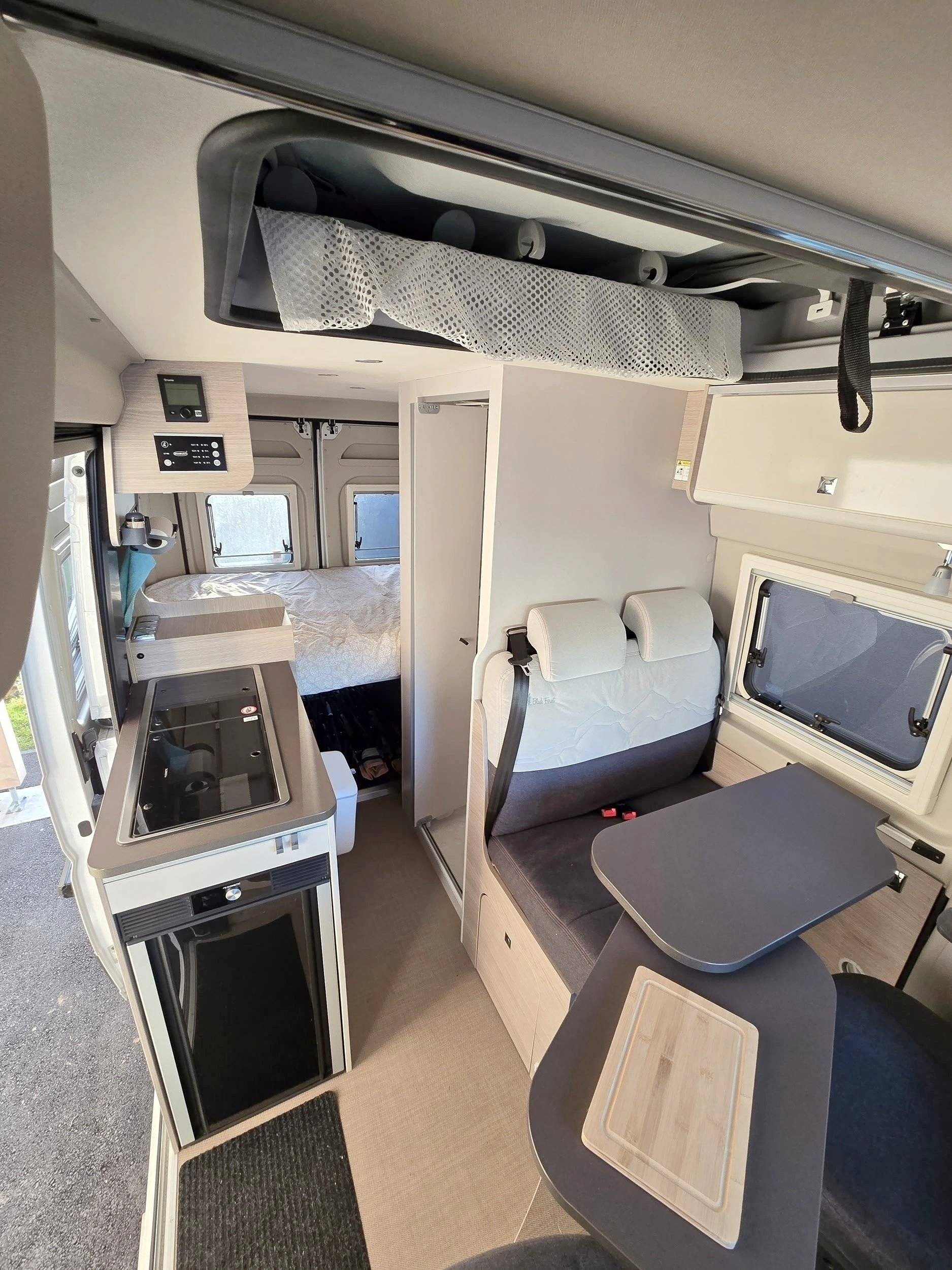 slaapplaatsen Citroën 2.2L 140CV - Yescapa