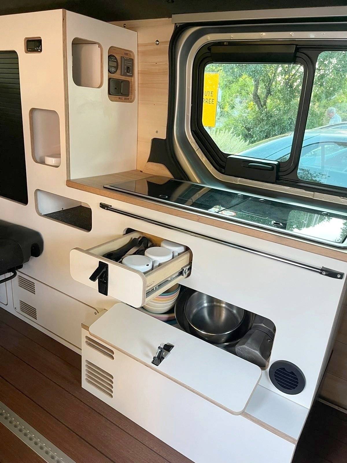 Renault RENAULT TRAFIC III 2L 150cv