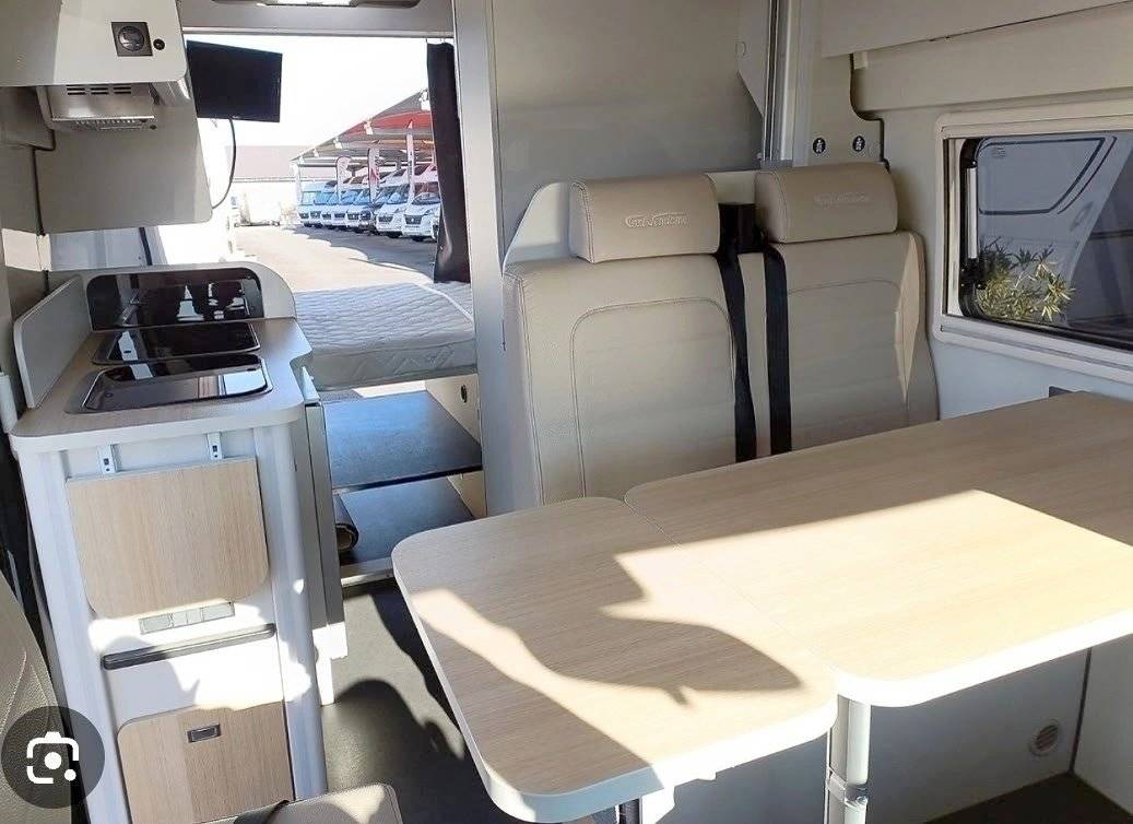 Font Vendôme Séjour Terra Van