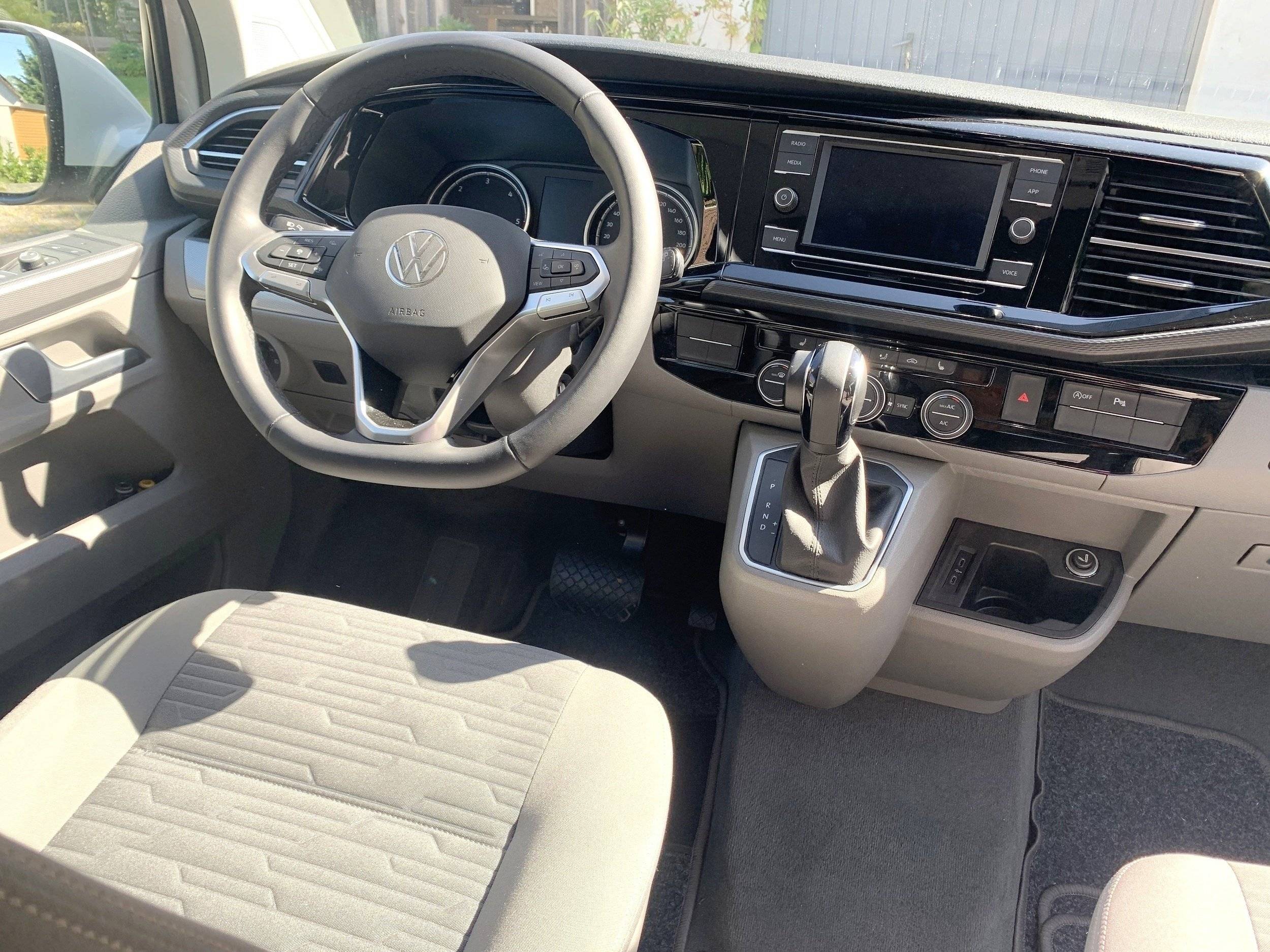 Volkswagen Volkswagen T6.1 California OCEAN
