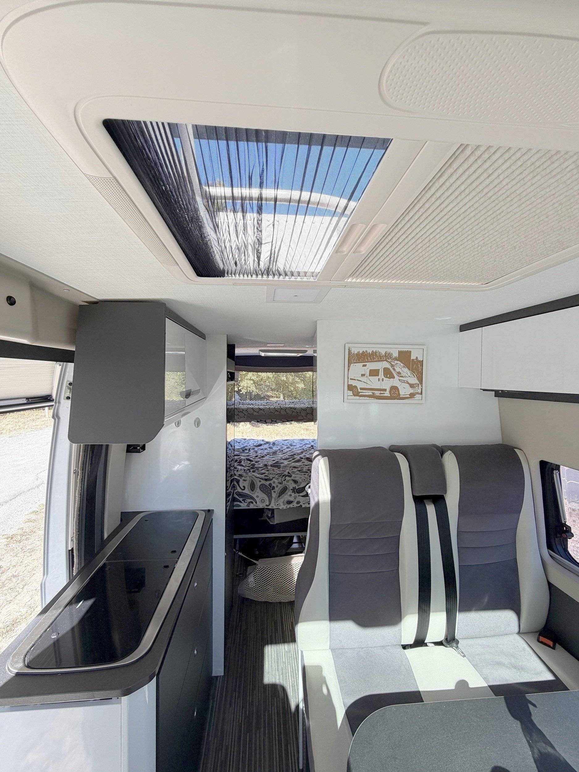 Mclouis Menfys VAN S-Line 3 Maxi
