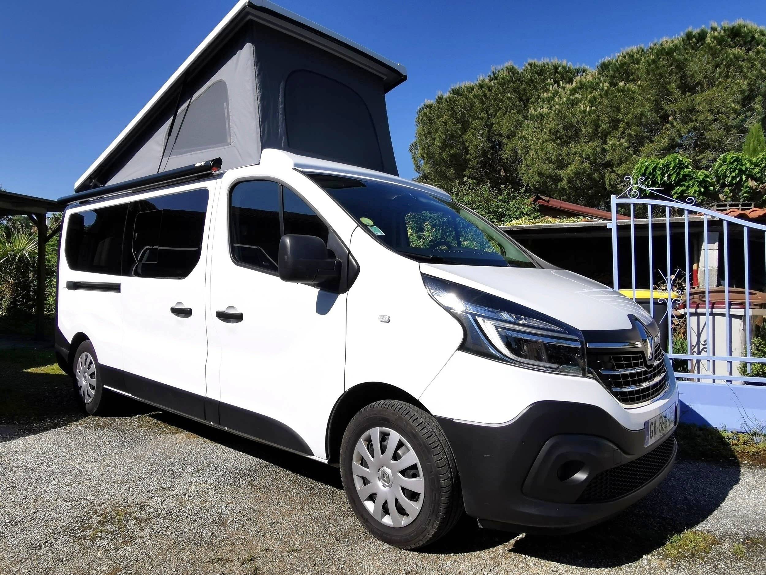 Renault Trafic L2H1 2 l 120 ch