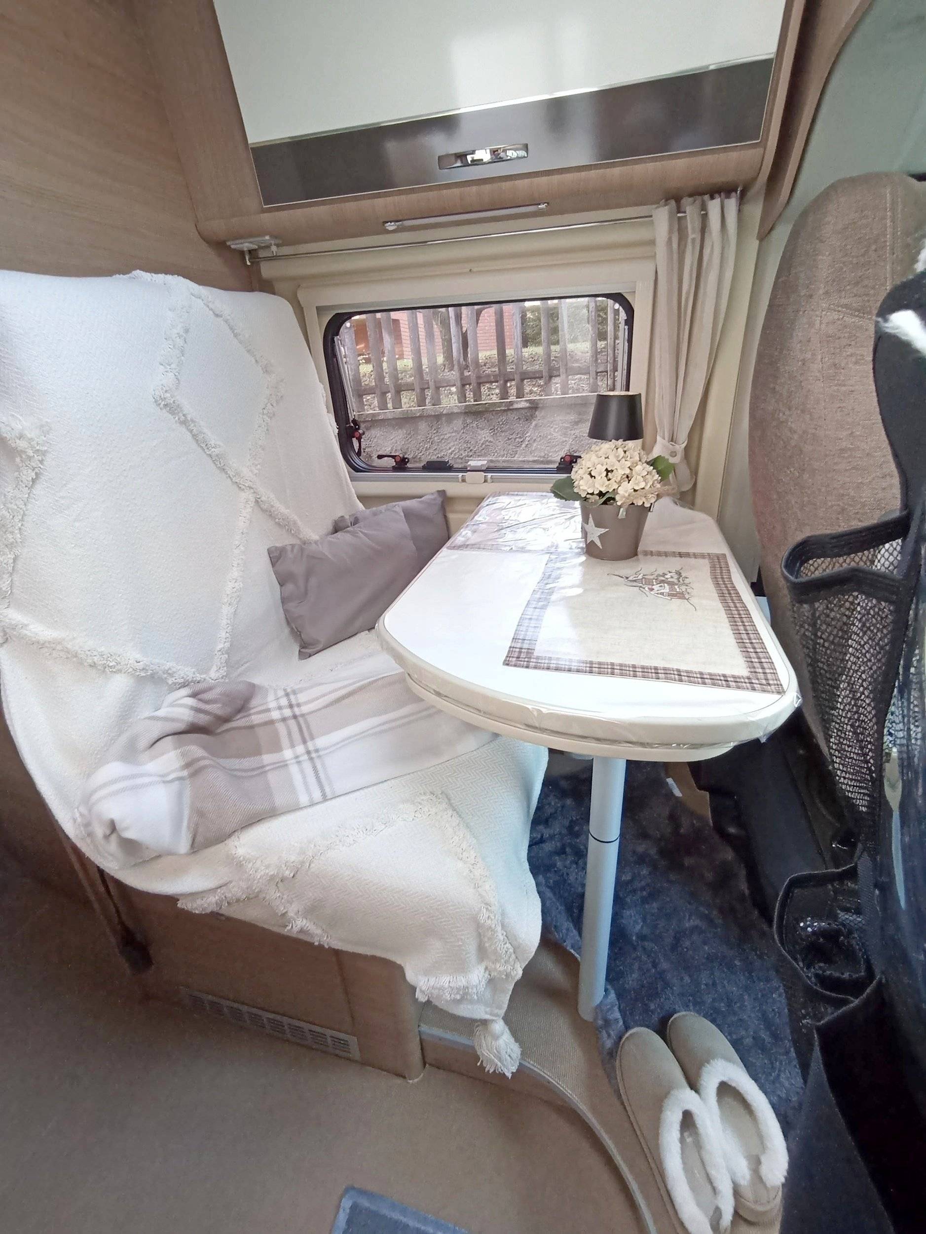 Karmann Mobil 2,3 l 130 ch