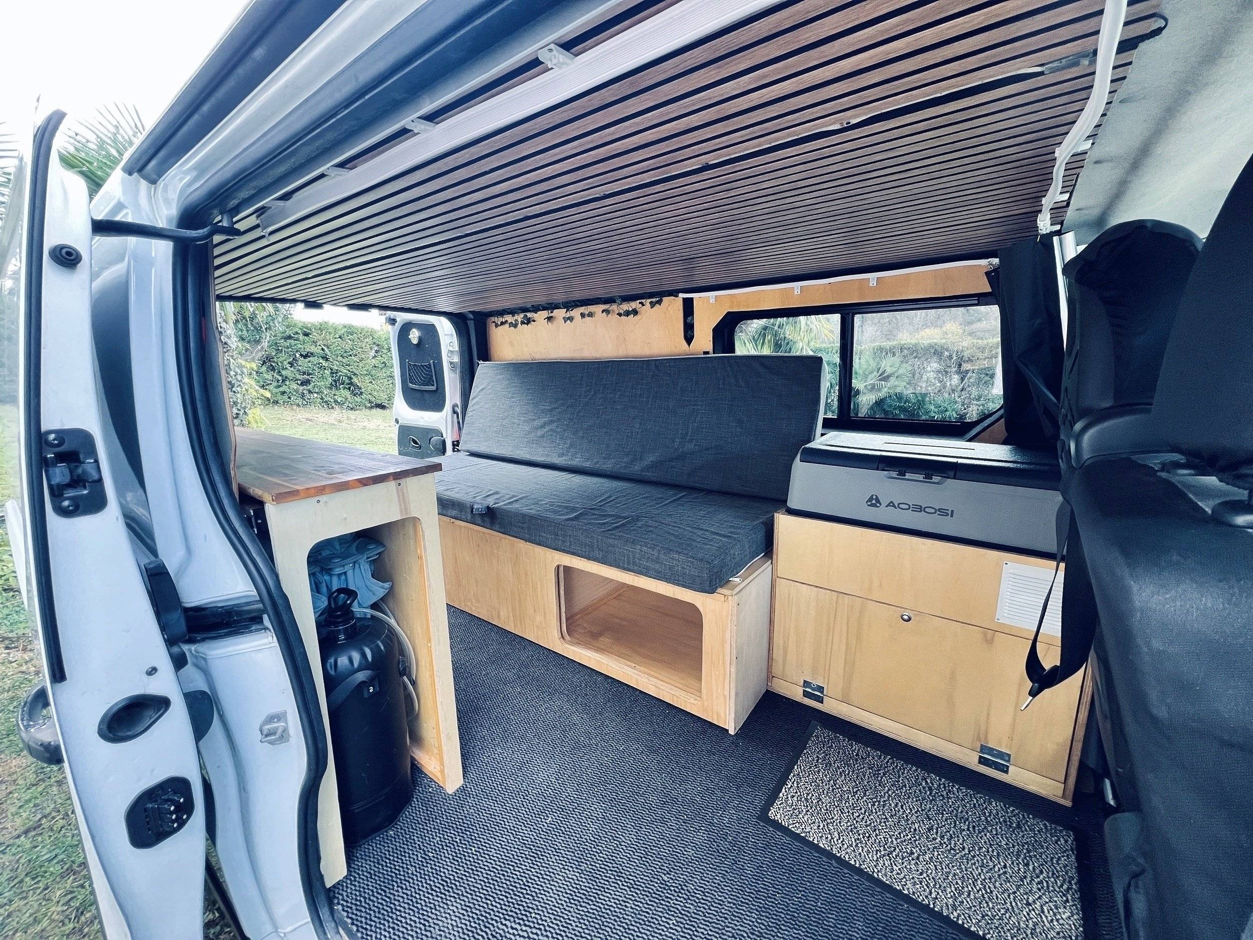 Área de jantar Renault - Yescapa