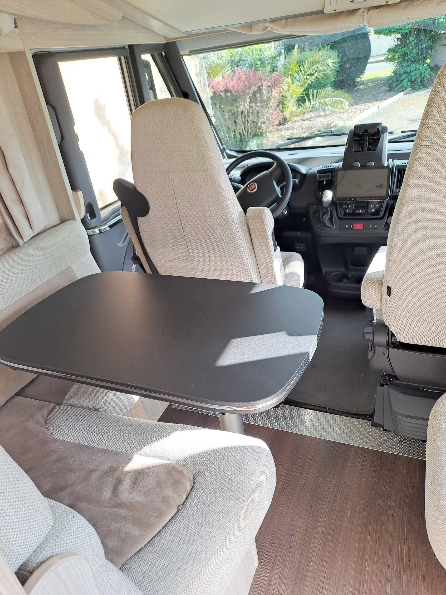 Coin repas Fiat Fiat ducato 150cv 2.3L - Yescapa