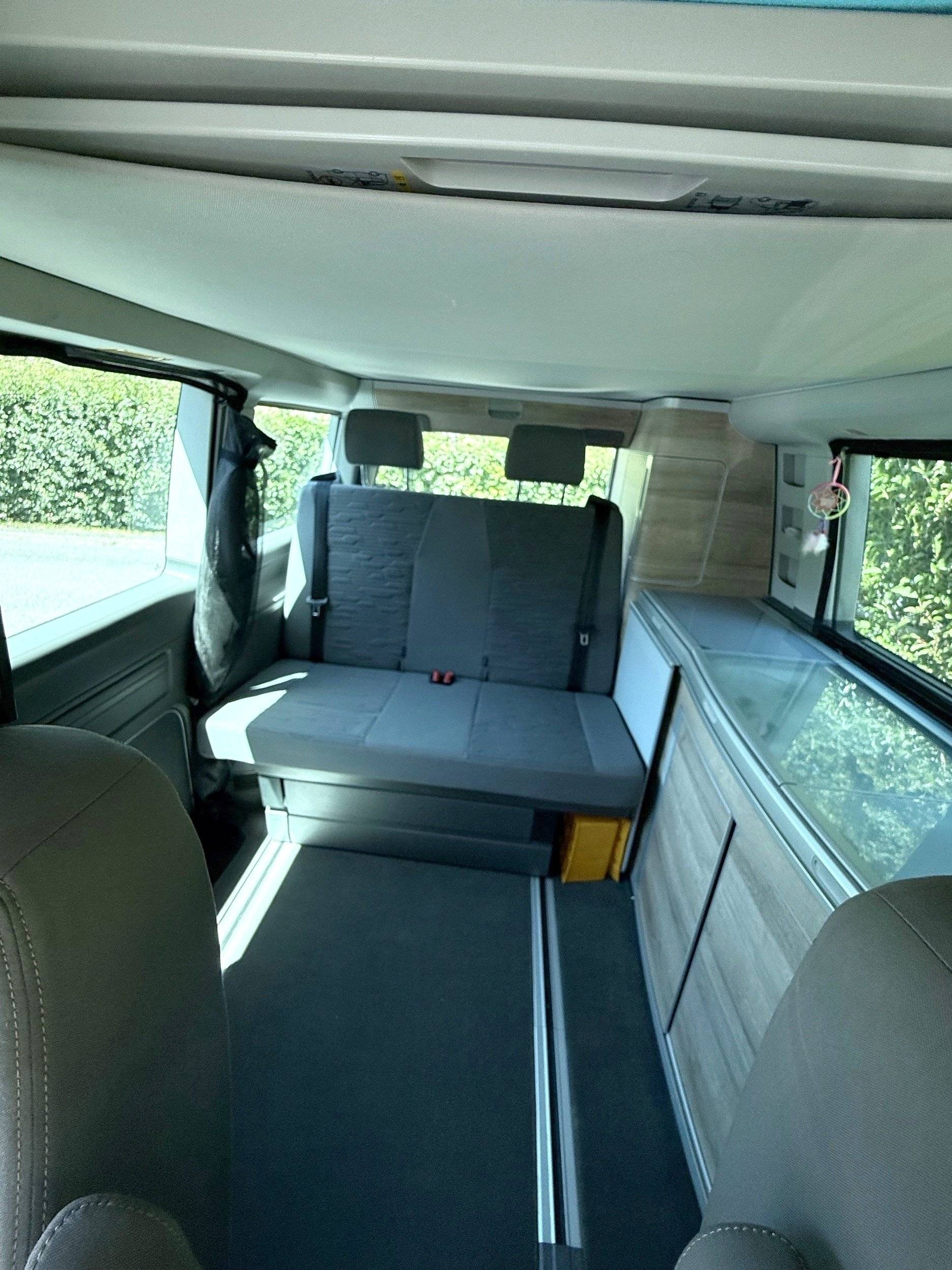 Volkswagen T6.1 California Edition