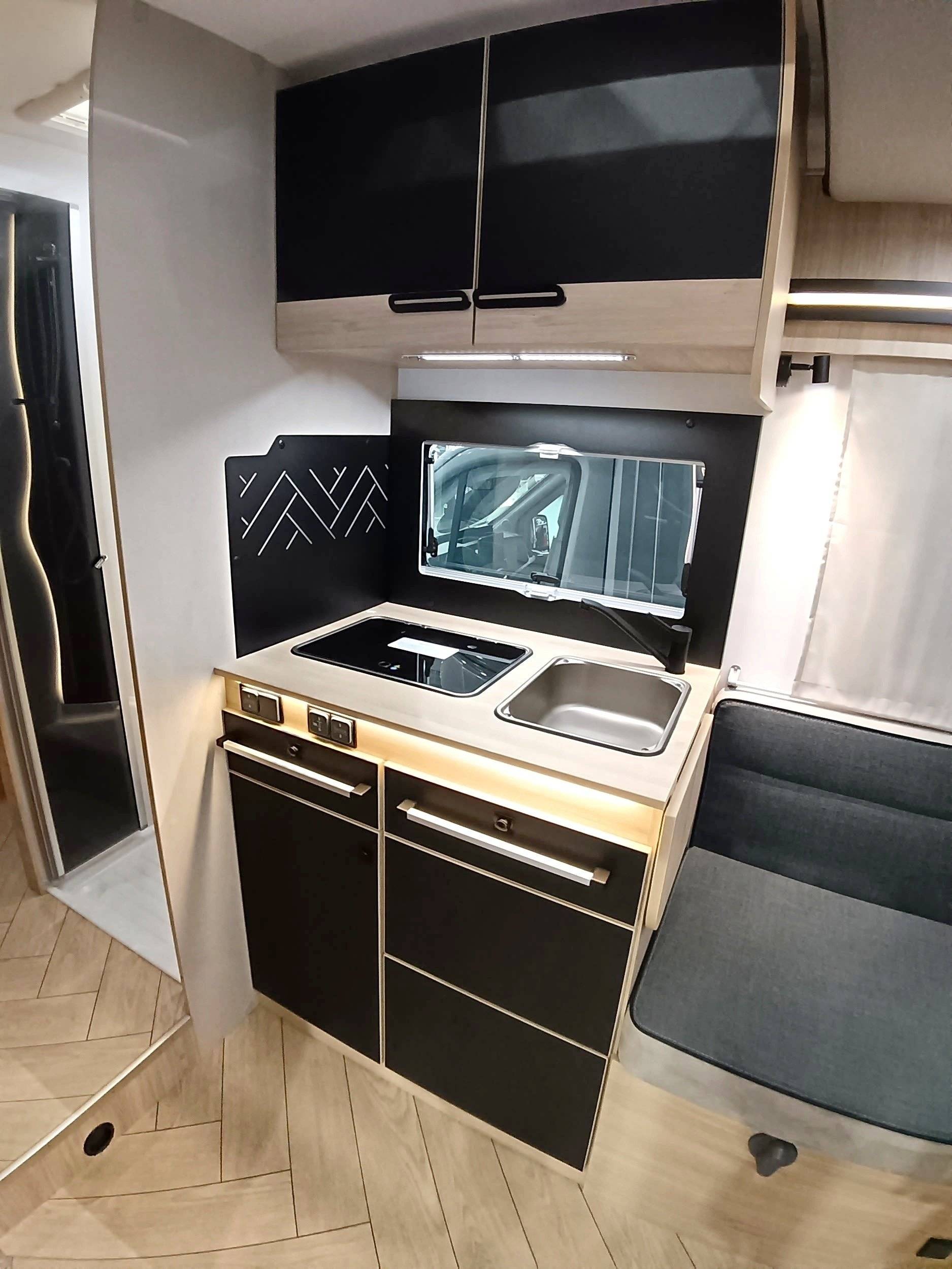 Chausson Titanium 720