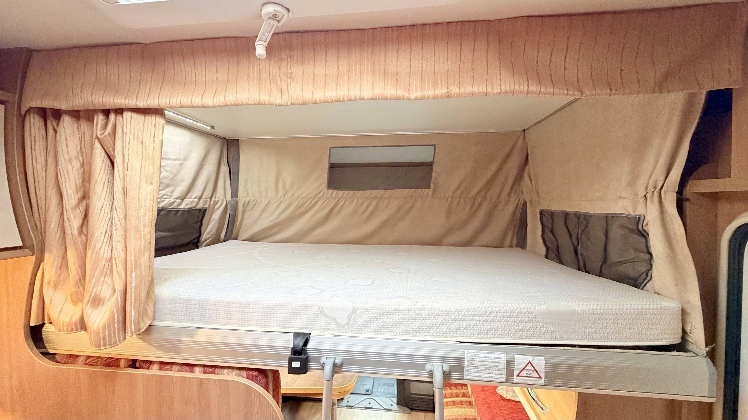 Challenger 2,3 l 130 ch