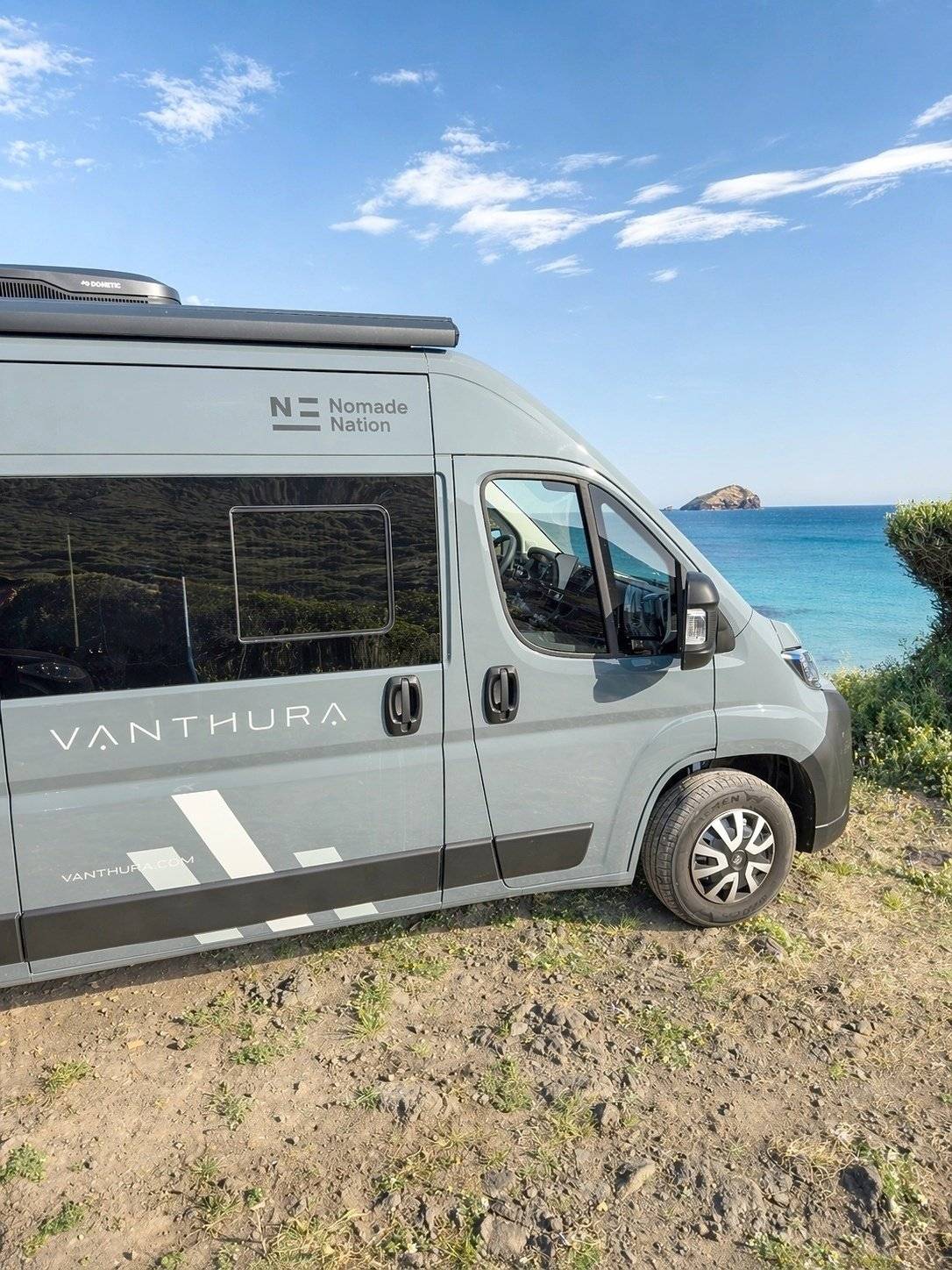 Vista de 3/4 Fiat Ducato 140 cv - Yescapa