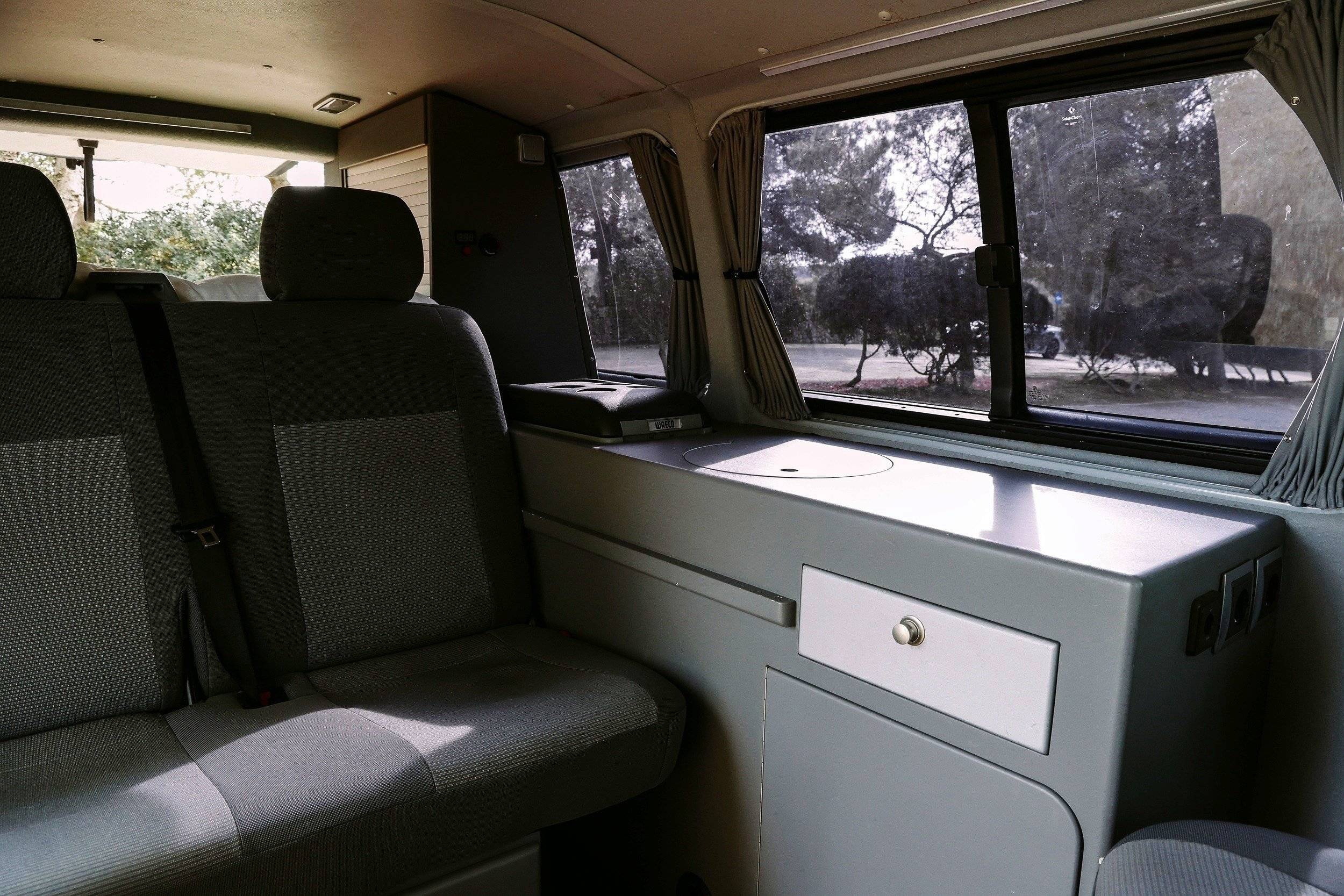 Volkswagen T5 california