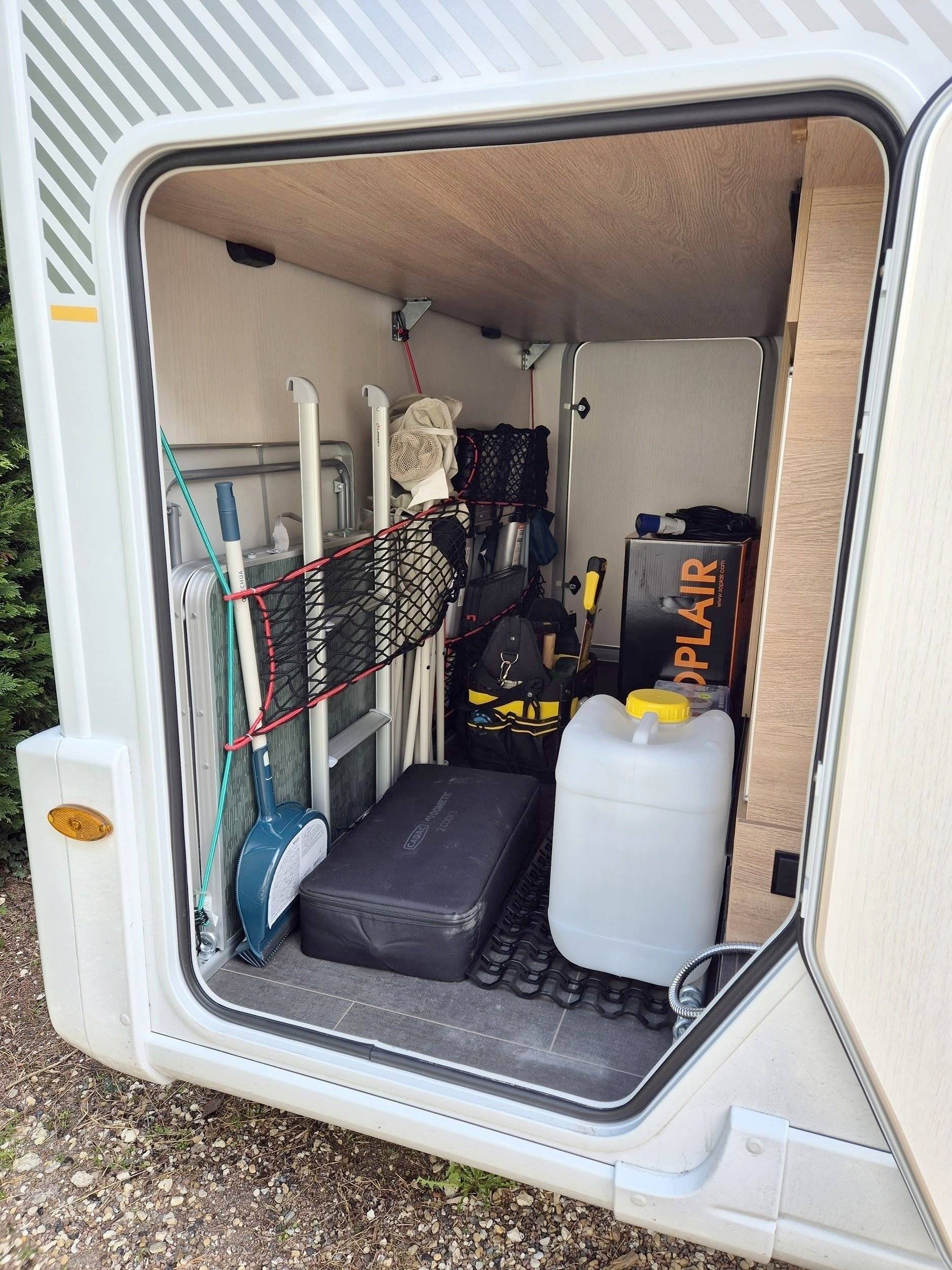 Bavaria Transit 2,0 l 170 ch