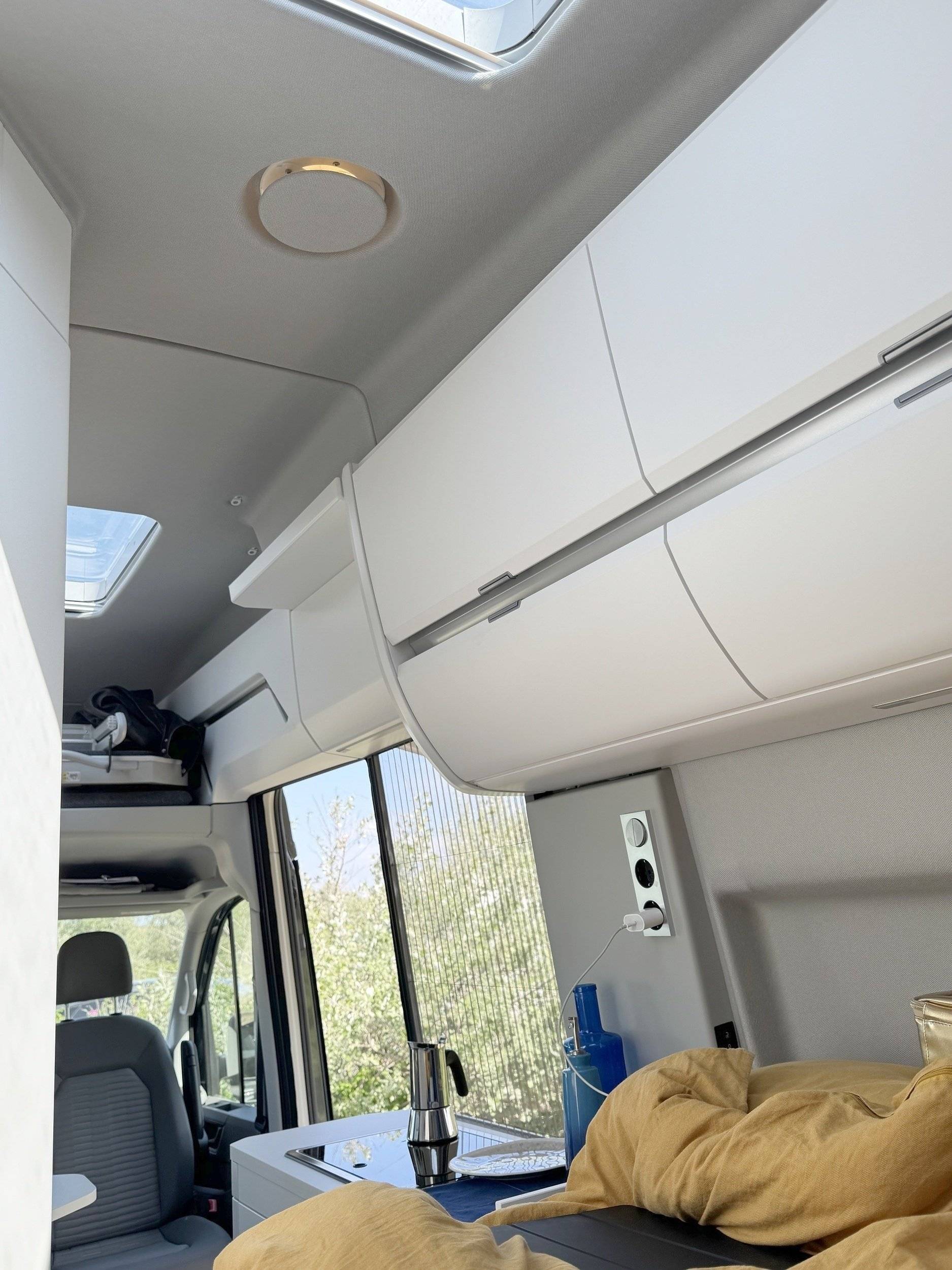 Volkswagen Van&Vanish 505