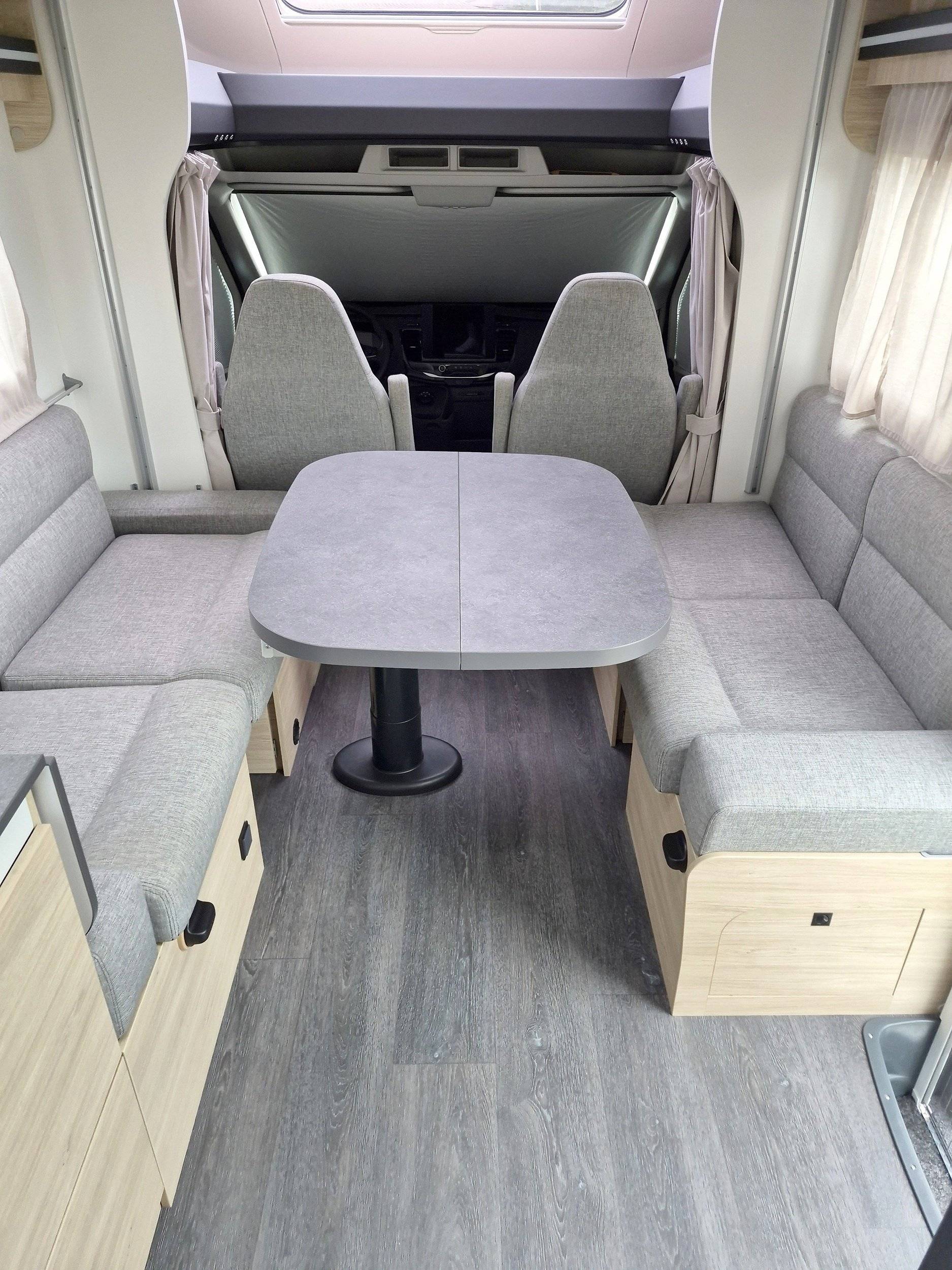 Chausson 720 First Line