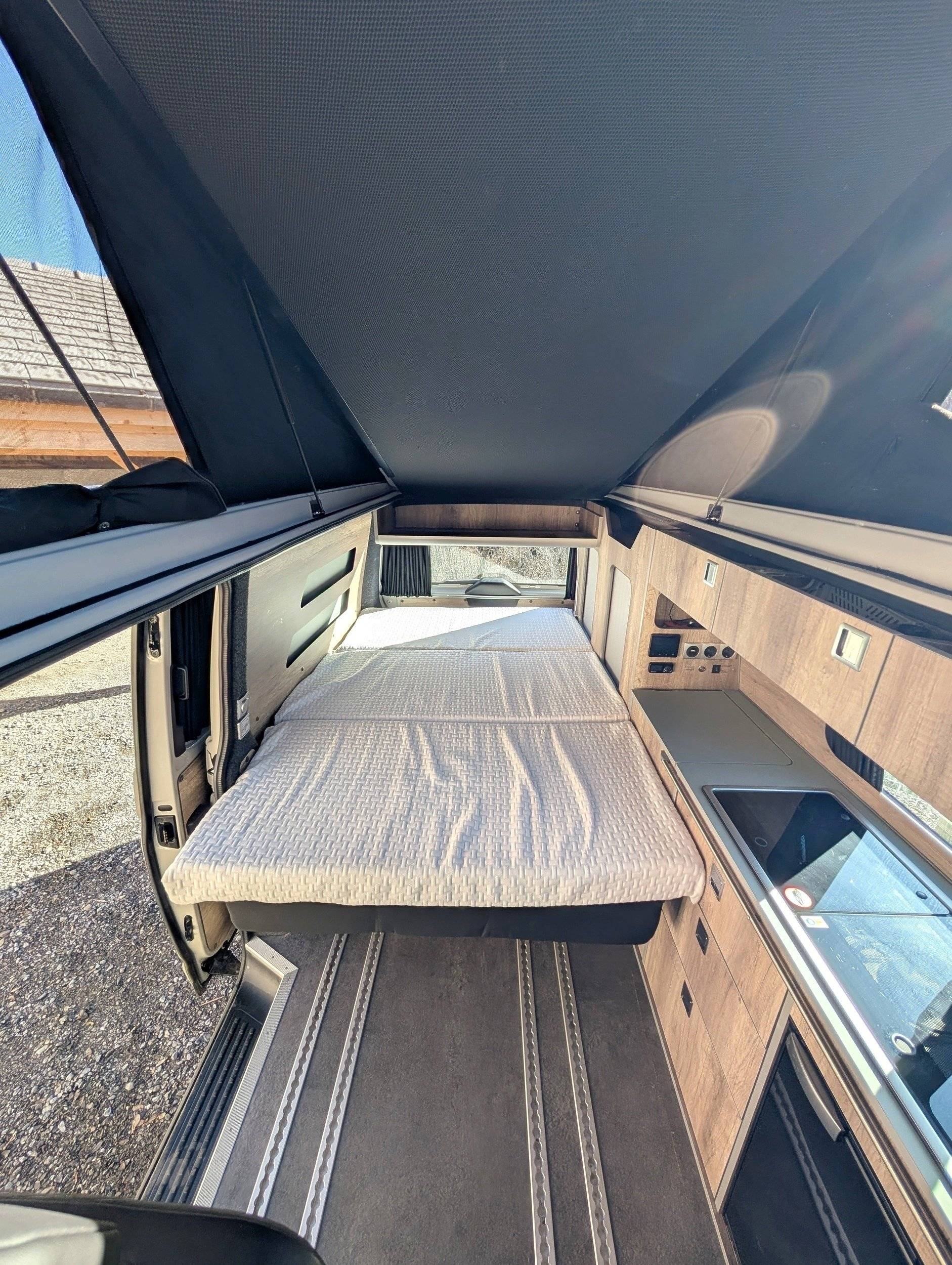 Berth Volkswagen Transporteur - Yescapa