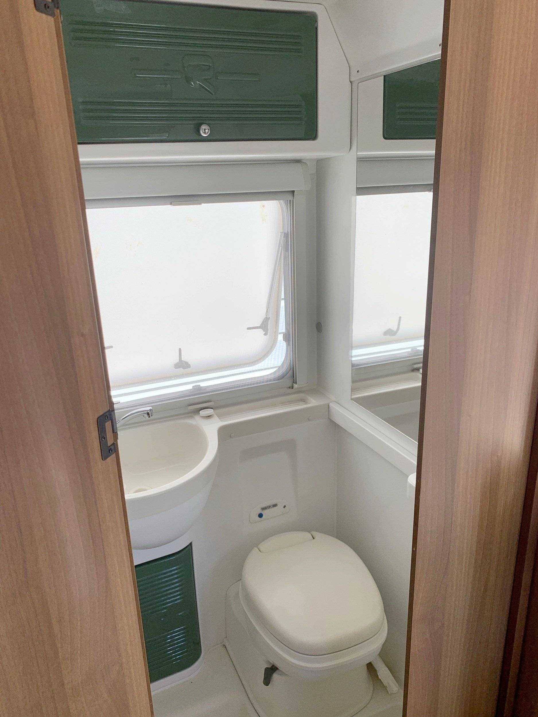 Car Caravane CARAVAN  