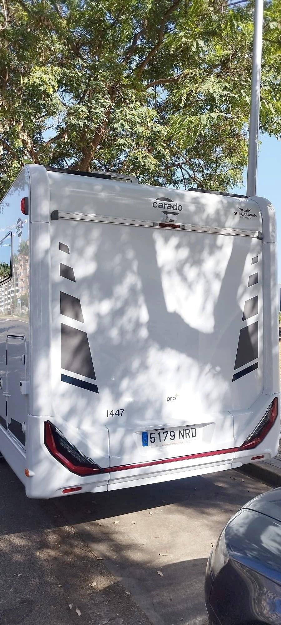 Rear view Fiat Ducato 2,3 l 140 CV - Yescapa