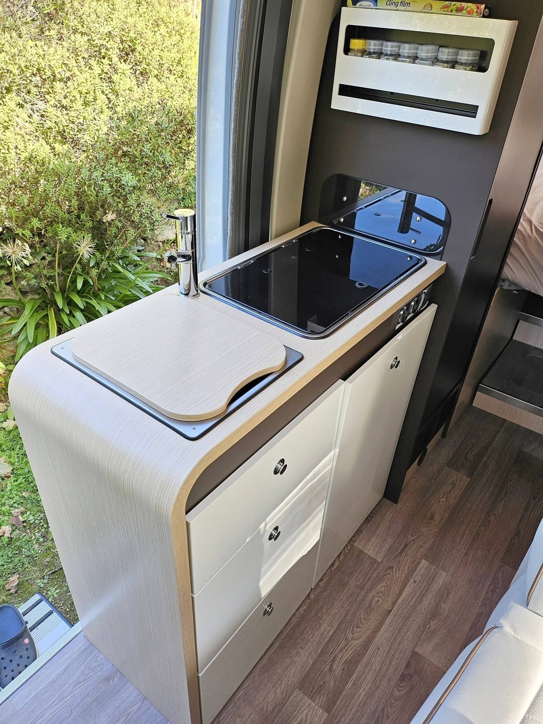 Autostar Autostarvan Lj