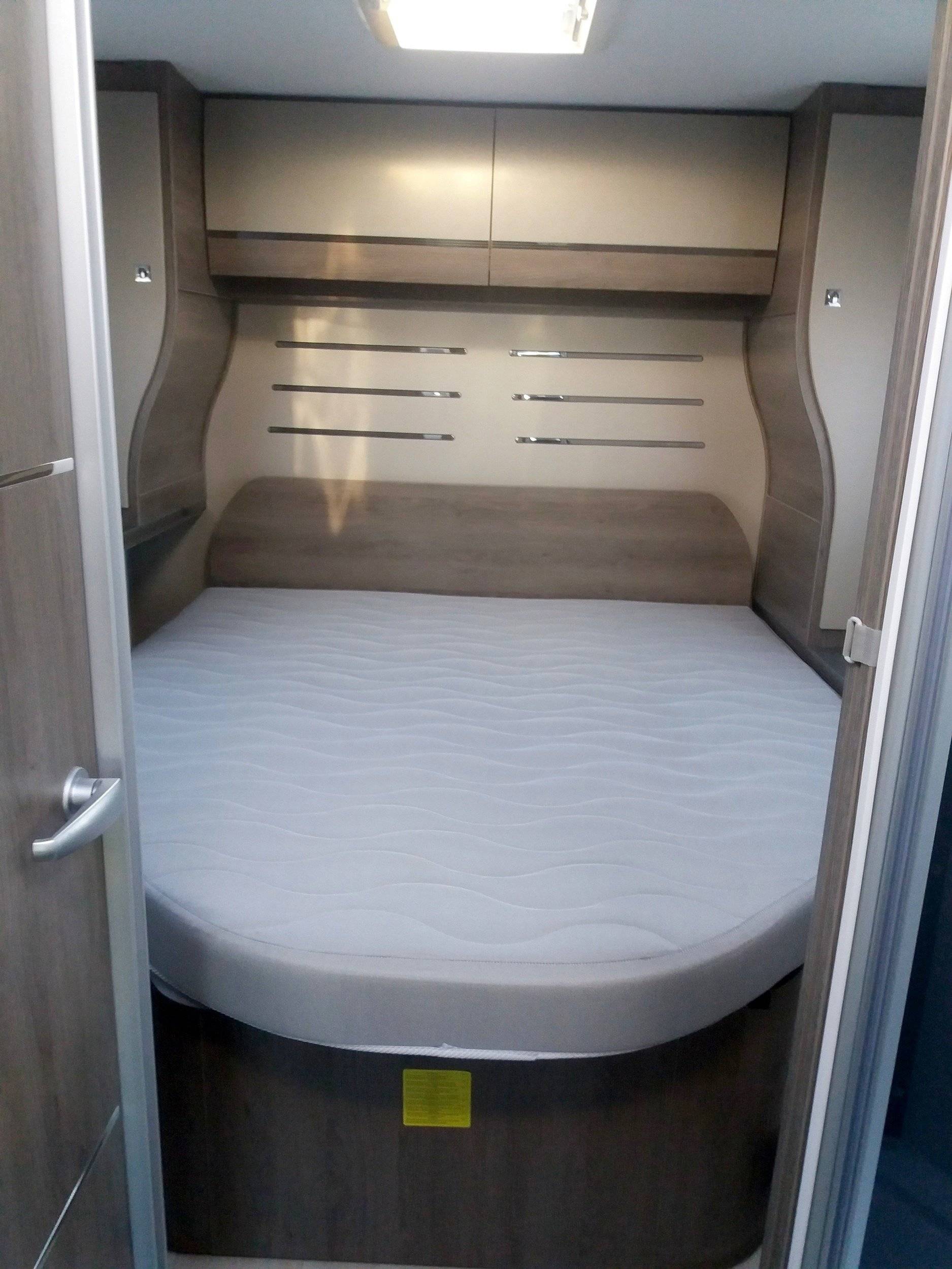 Challenger GRAPHITE 358 EB