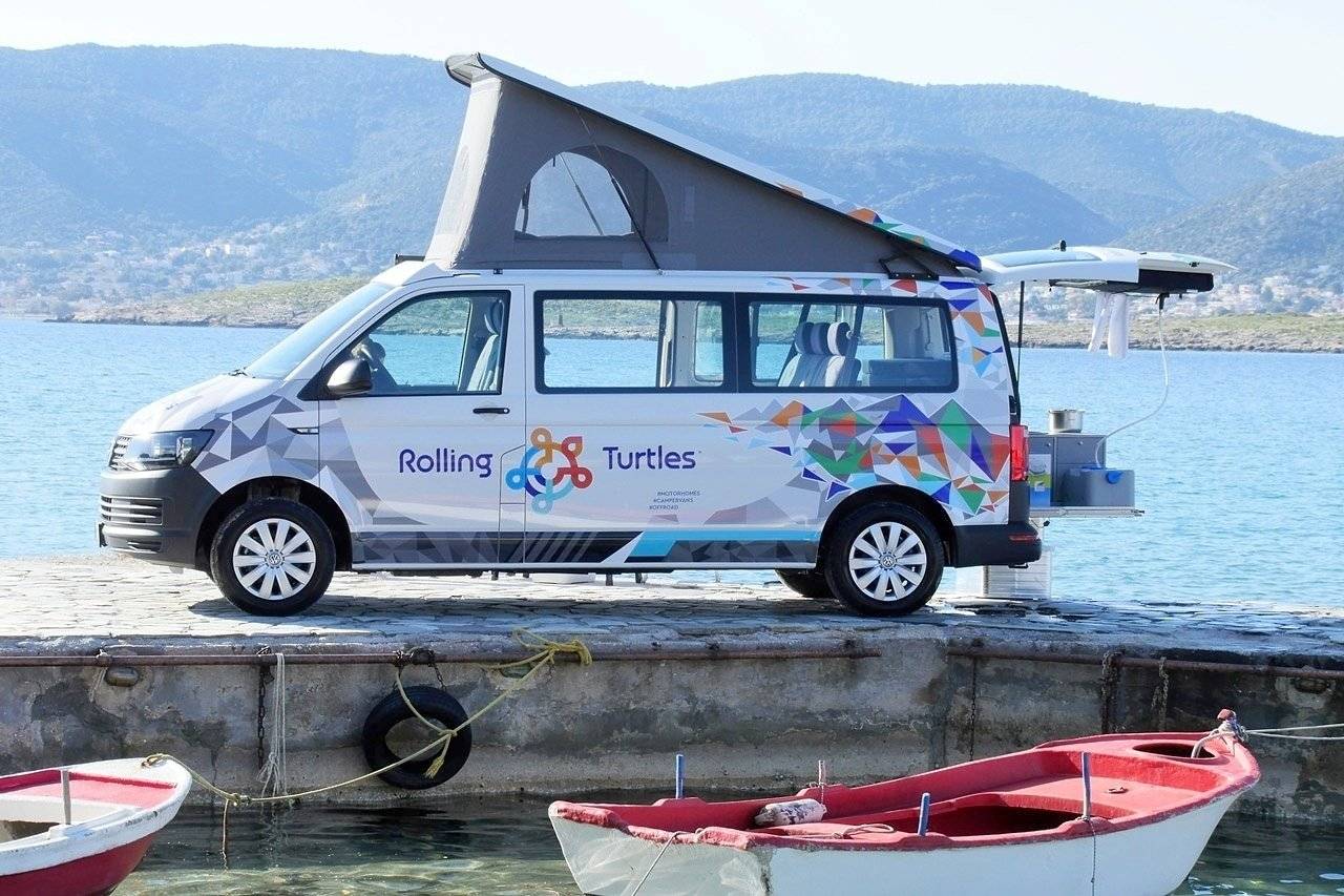 Volkswagen T6 with Raising Roof