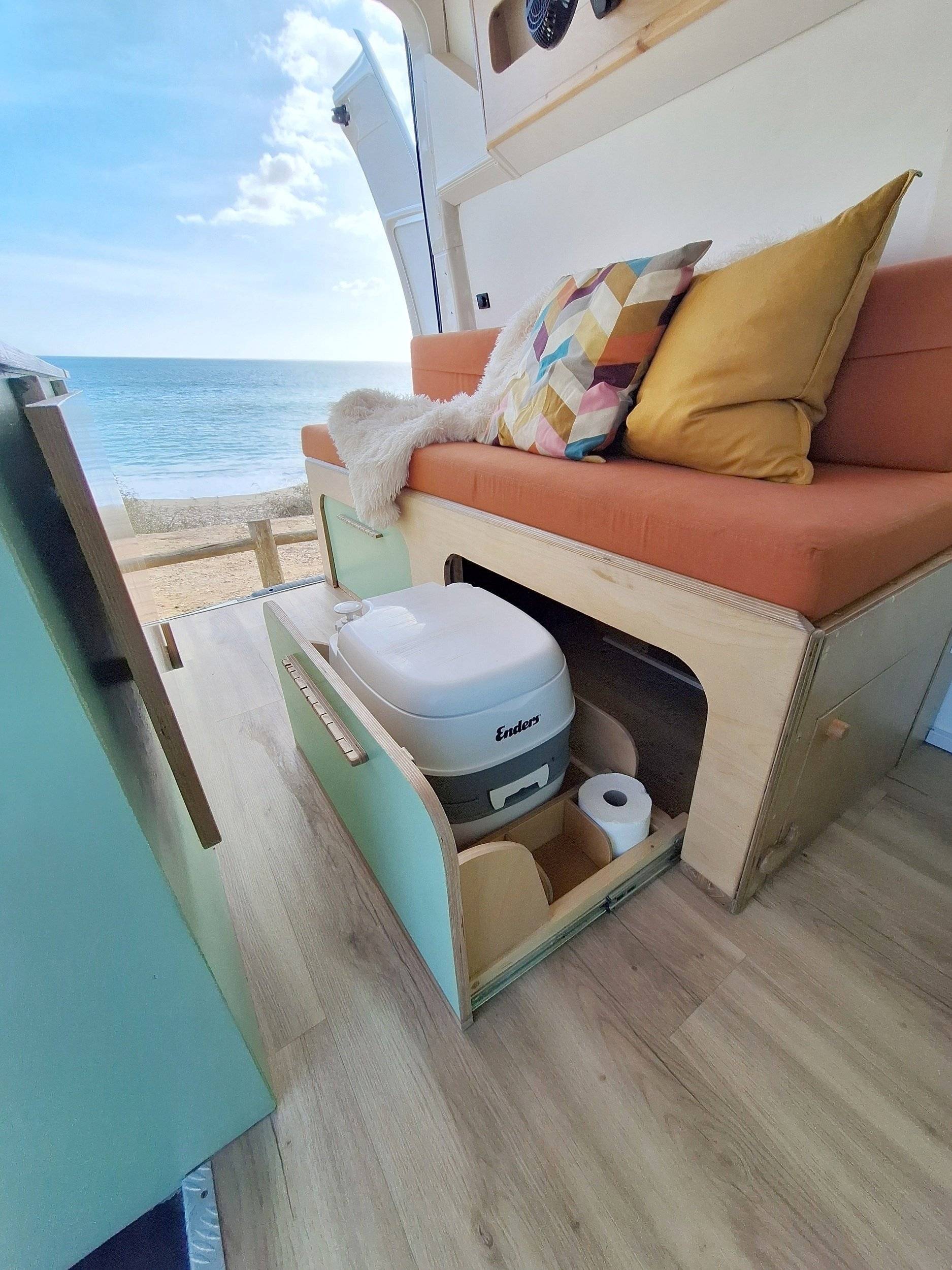 eu Volkswagen Transporter T6 TDI BM long