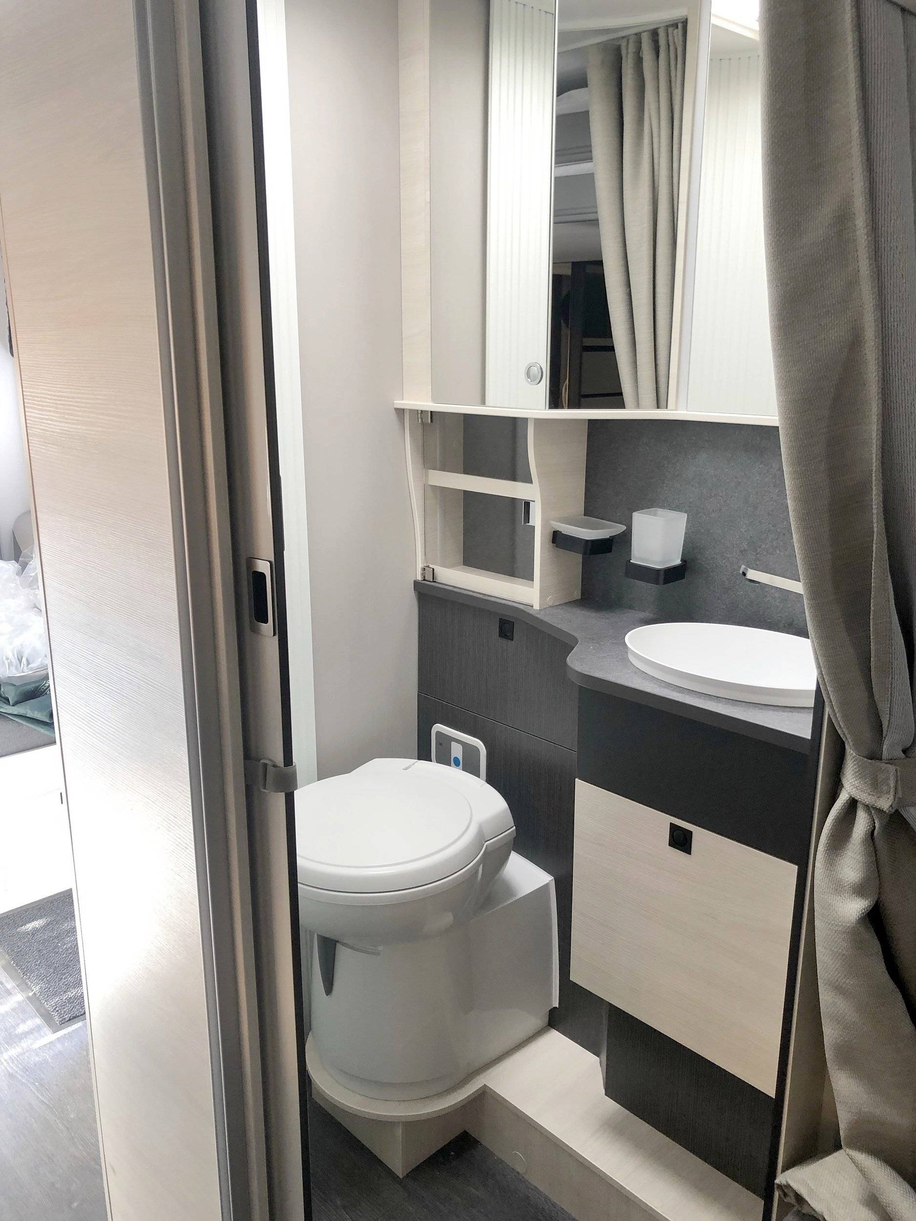 Challenger Transit 2,0 l 170 ch