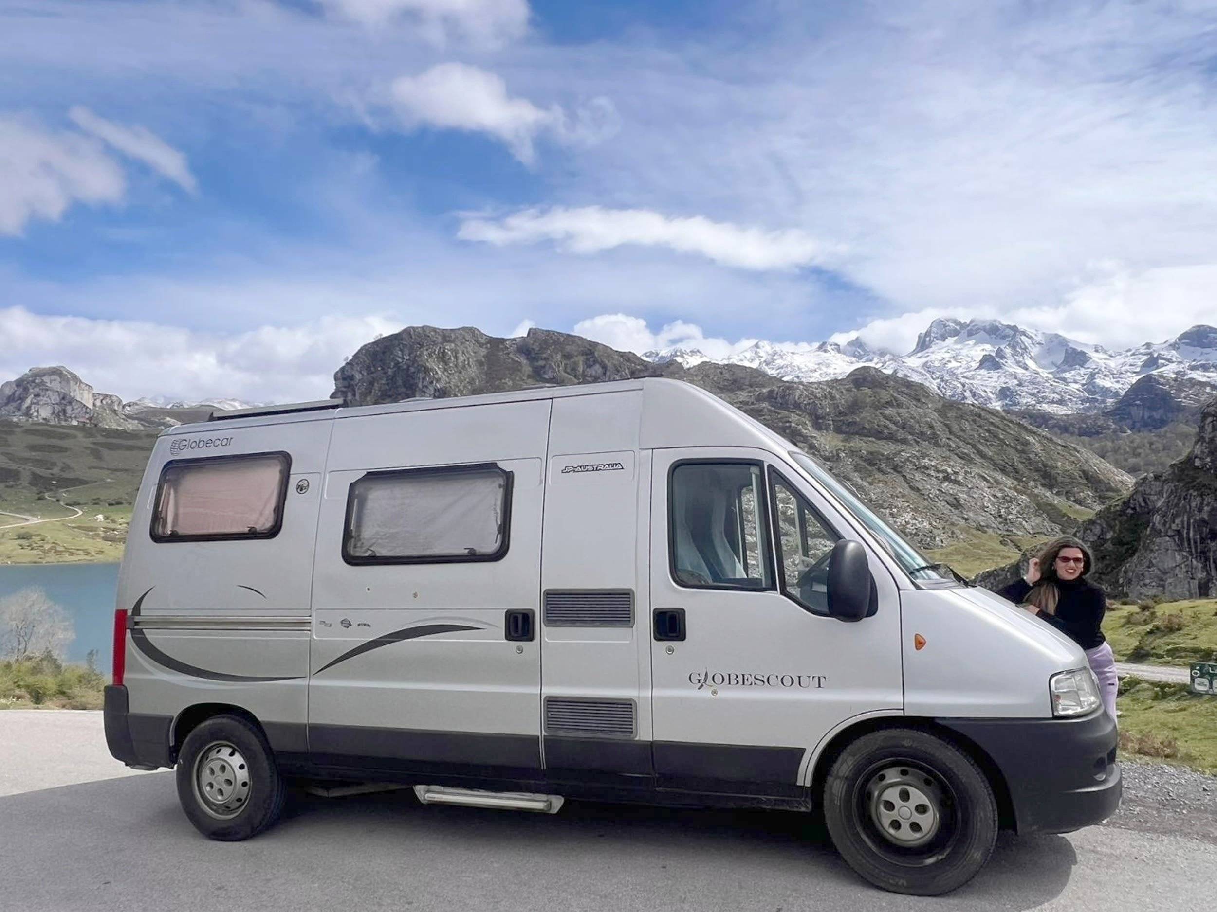 Vista del vehículo ángulo delantero Fiat Ducato 2,8 - Yescapa