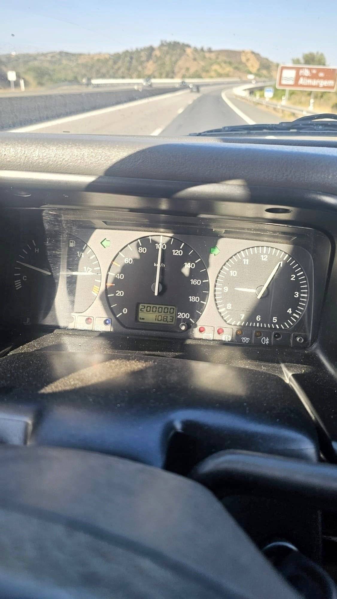 Custo Van Transporter