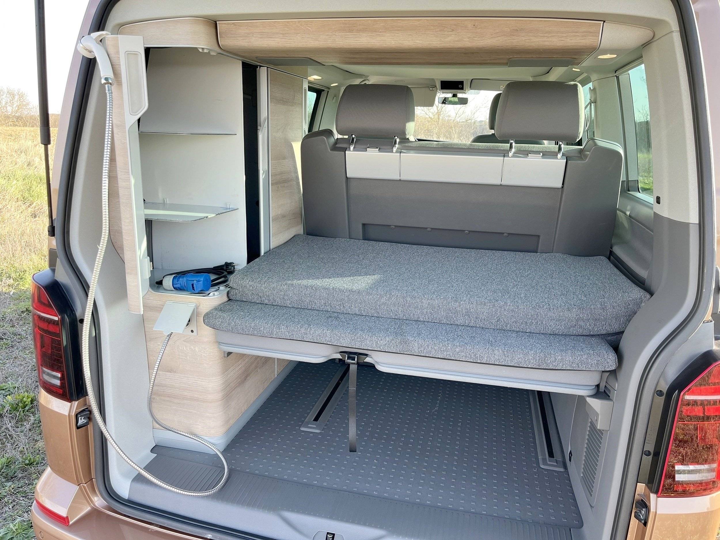 Letti Volkswagen T6 2,0 l 150 ch - Yescapa