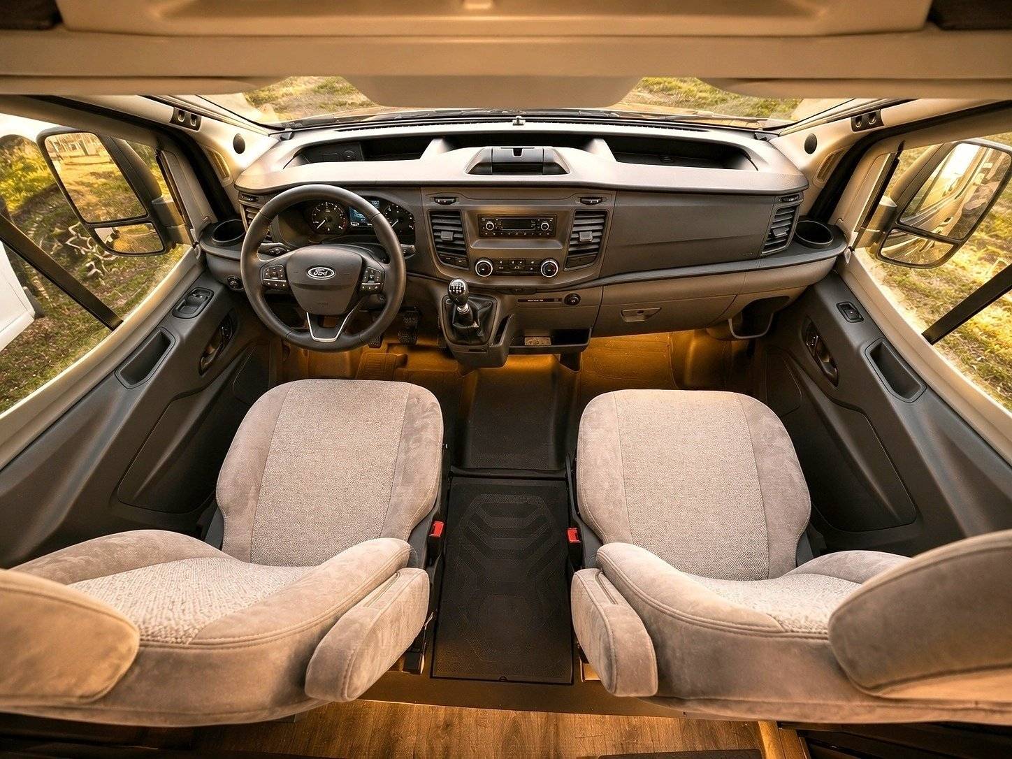 CARADO CV 590 4X4 