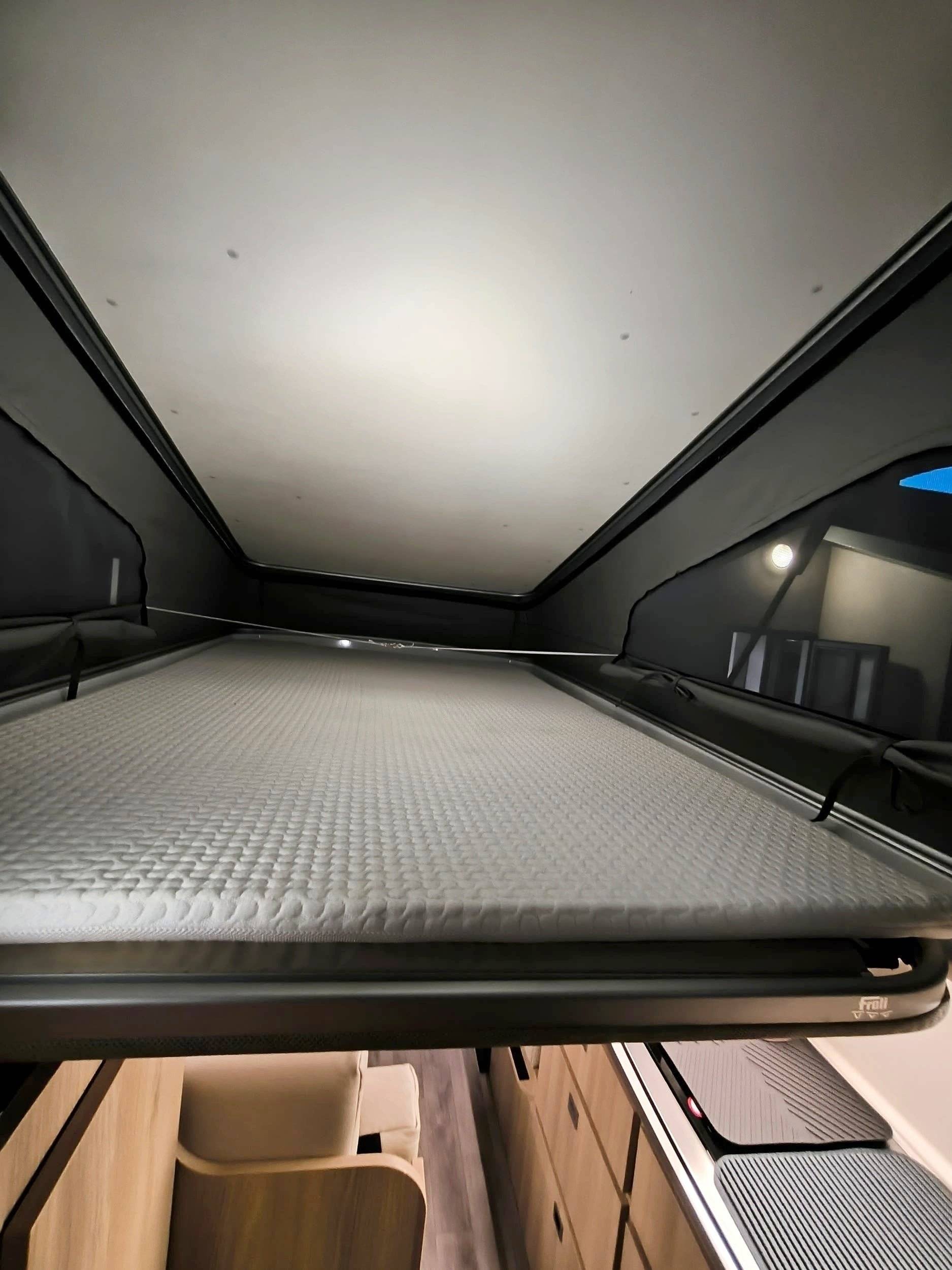 Berth Ford Custom 2,0 l 130 ch - Yescapa