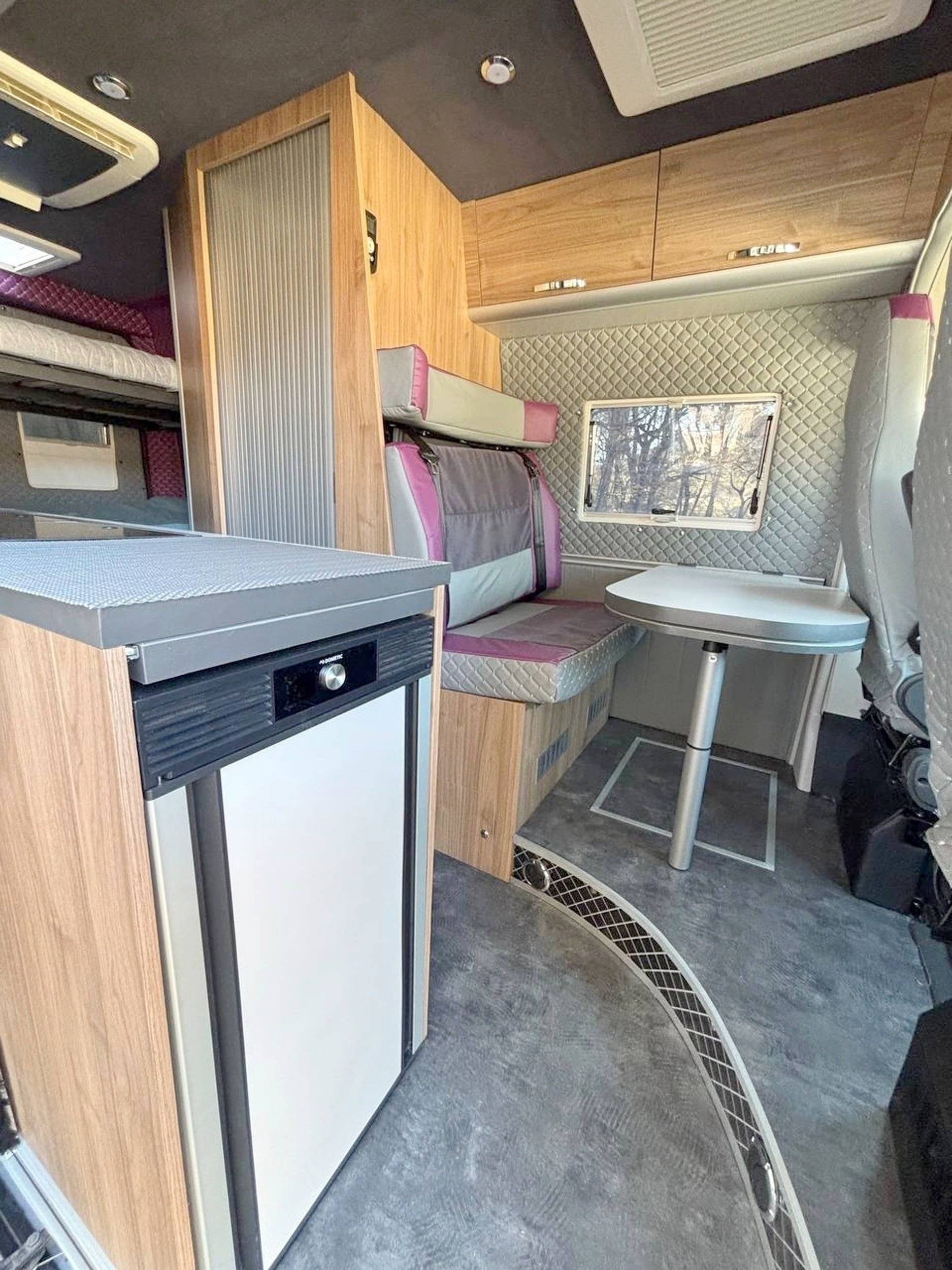 Comedor Fiat Ducato 2,3 l Multijet 140 ch. - Yescapa