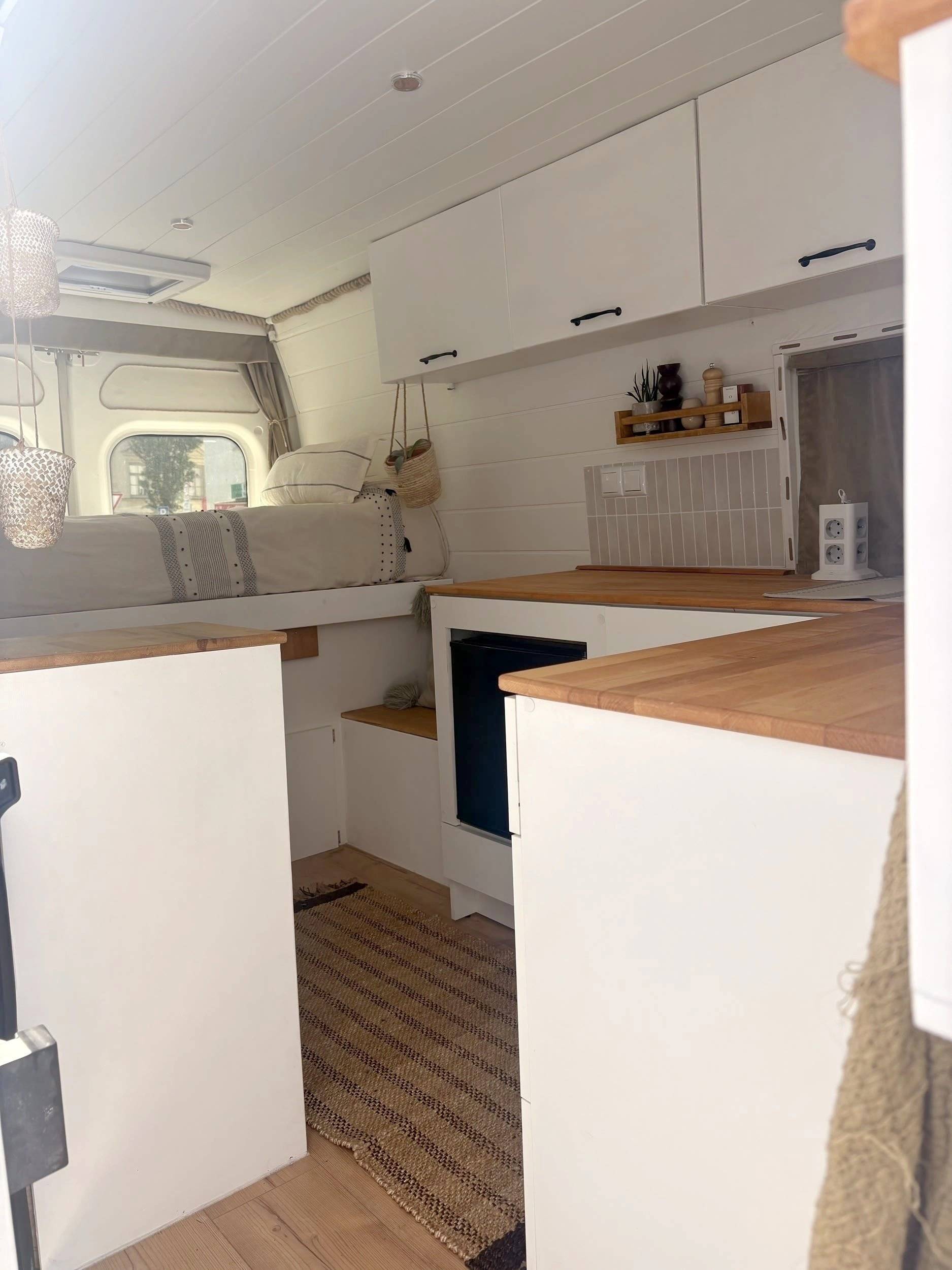 Couchages Peugeot Boxer 2,2 l 130 ch - Yescapa