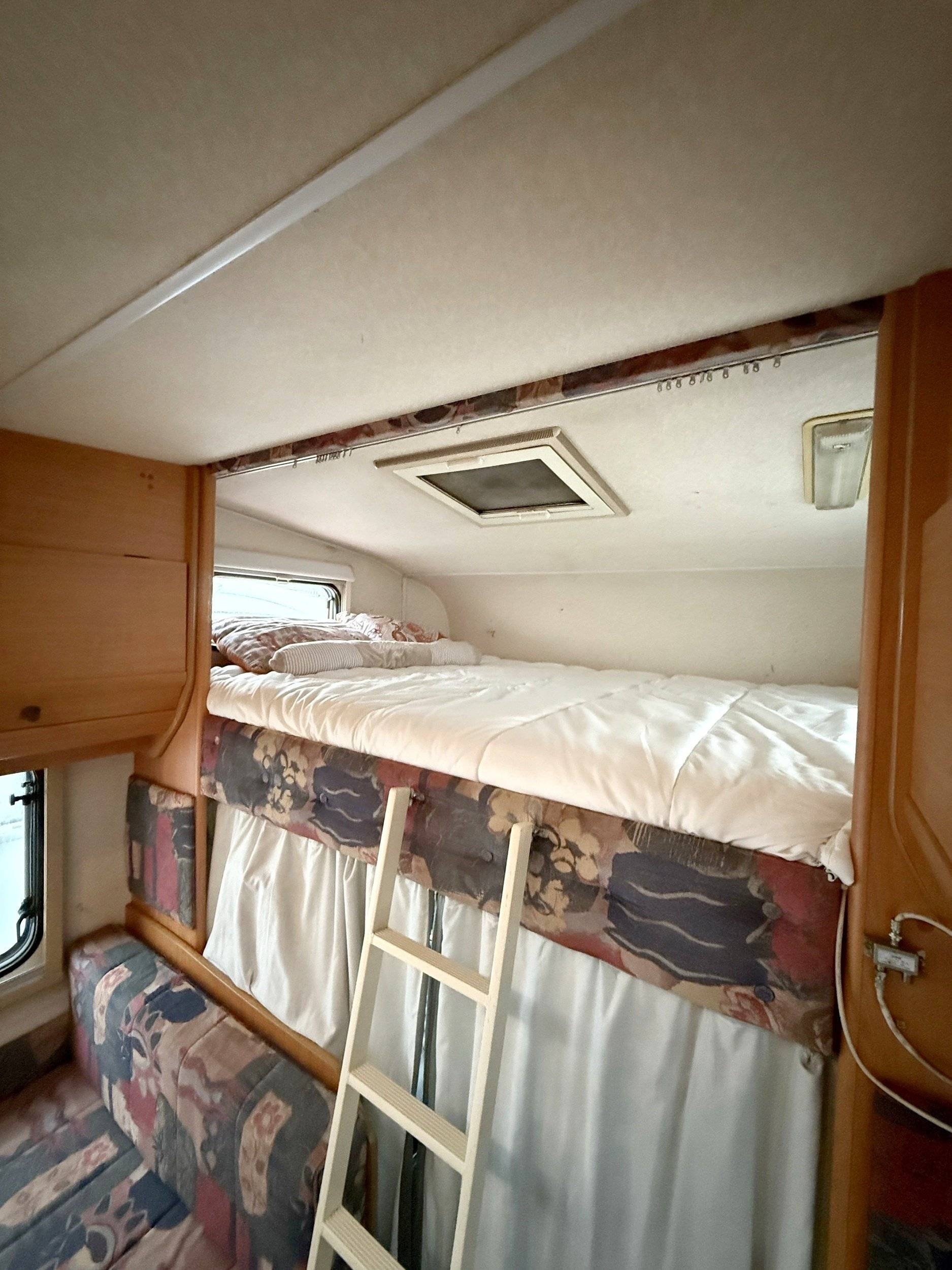 llits Fiat Ducato 2.5 TDI - Yescapa