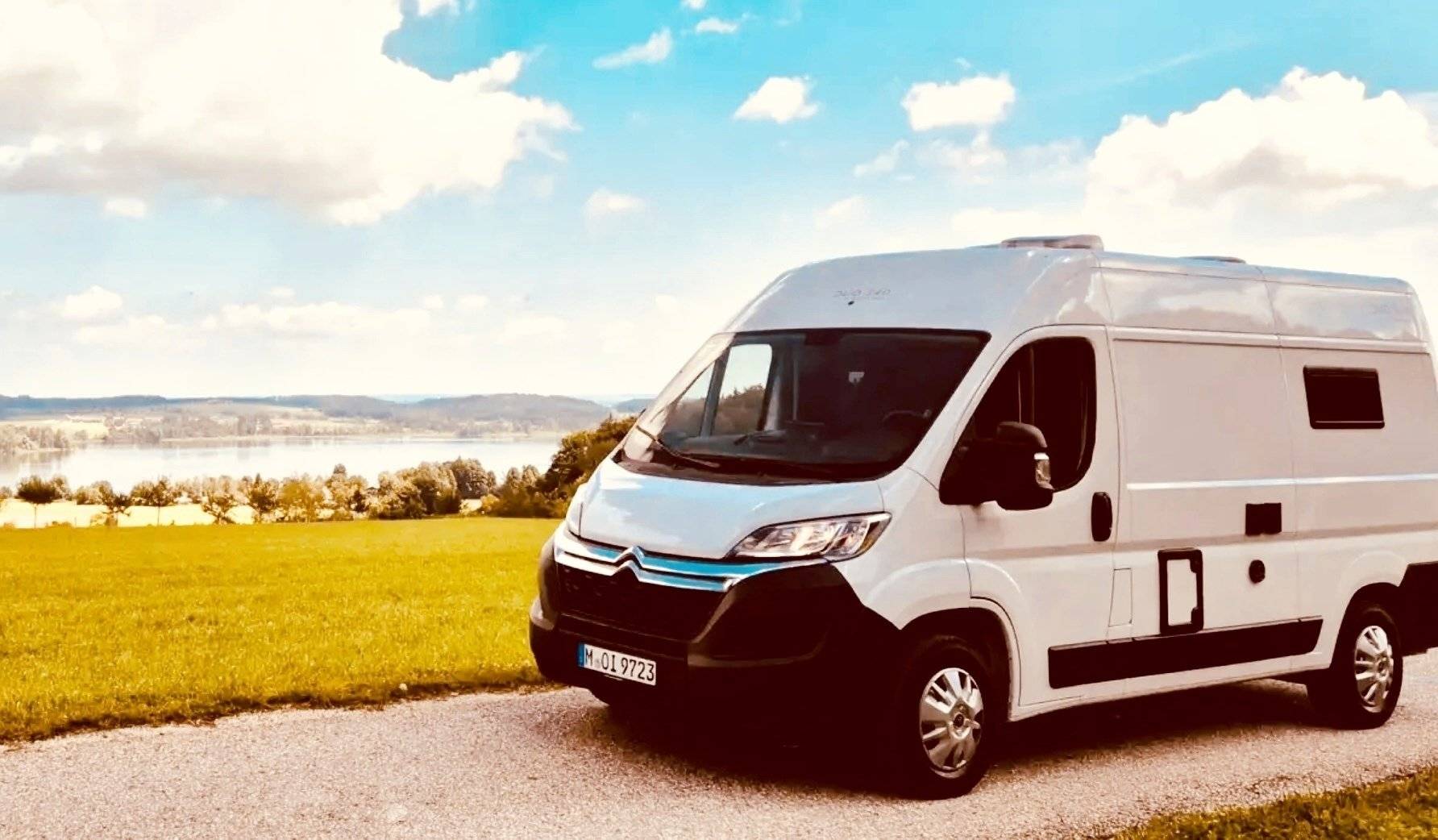 Jumper Desert Island