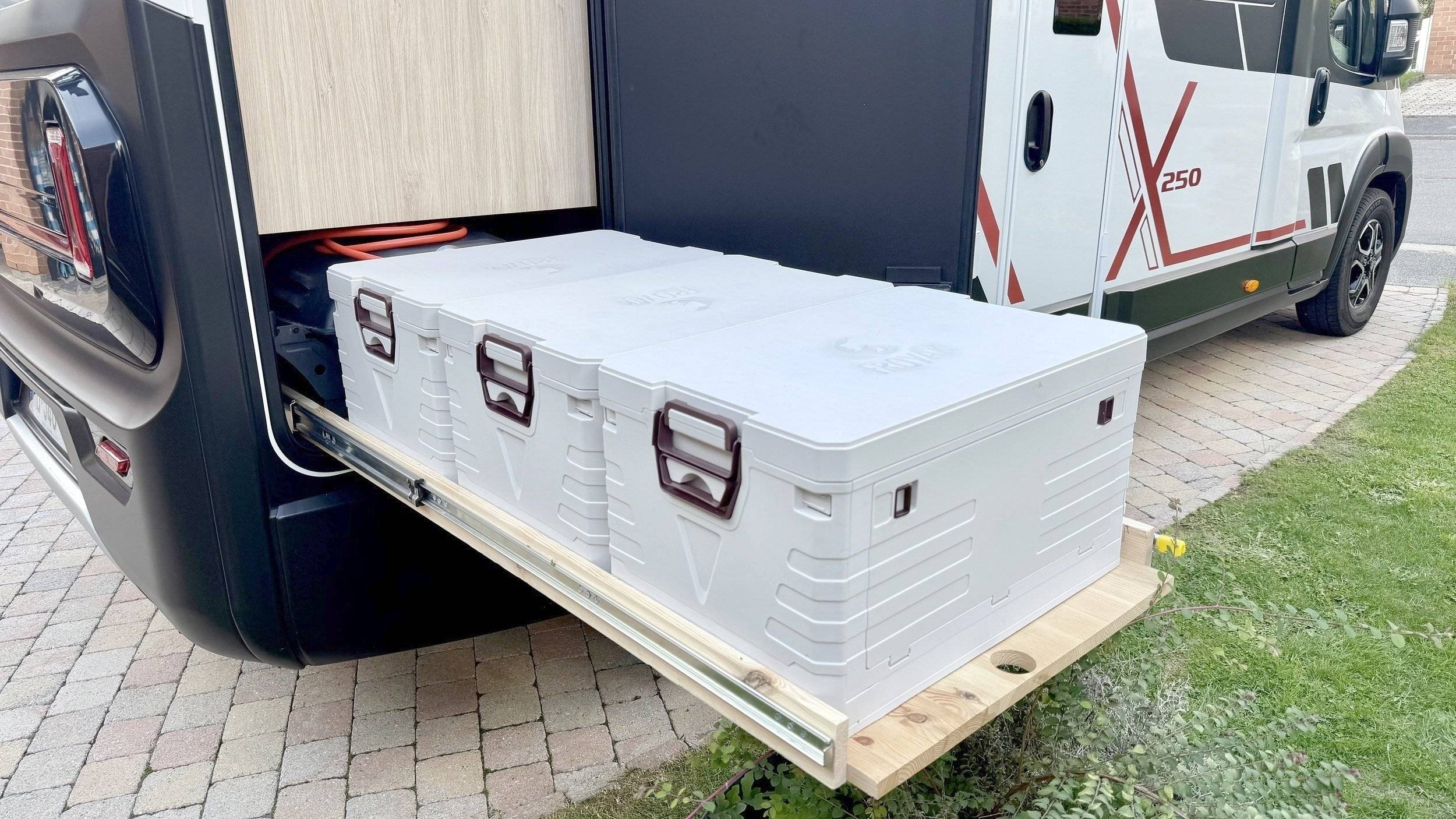 Challenger Challenger 250 Open Edition