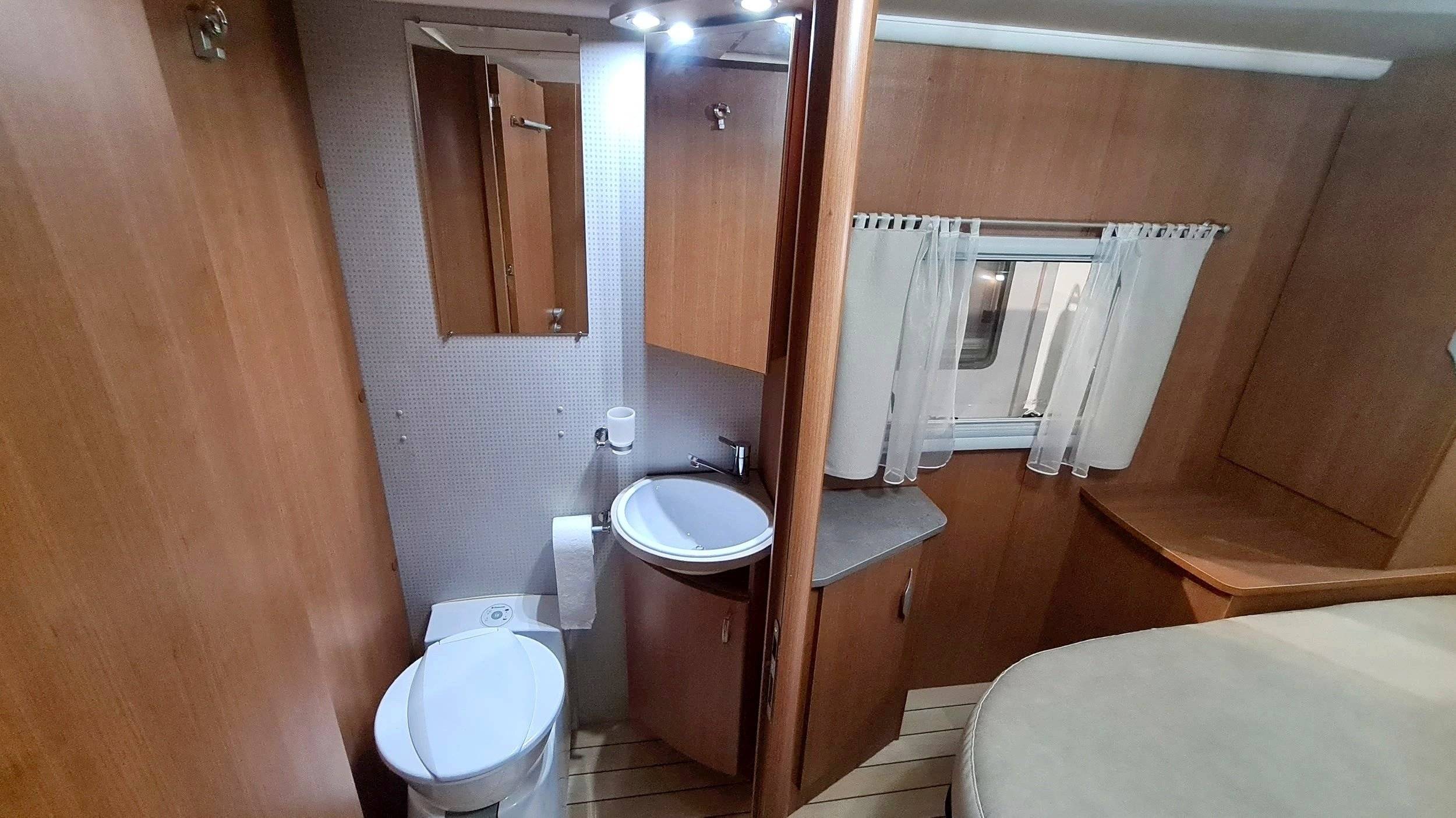 Pilote P736  aventura