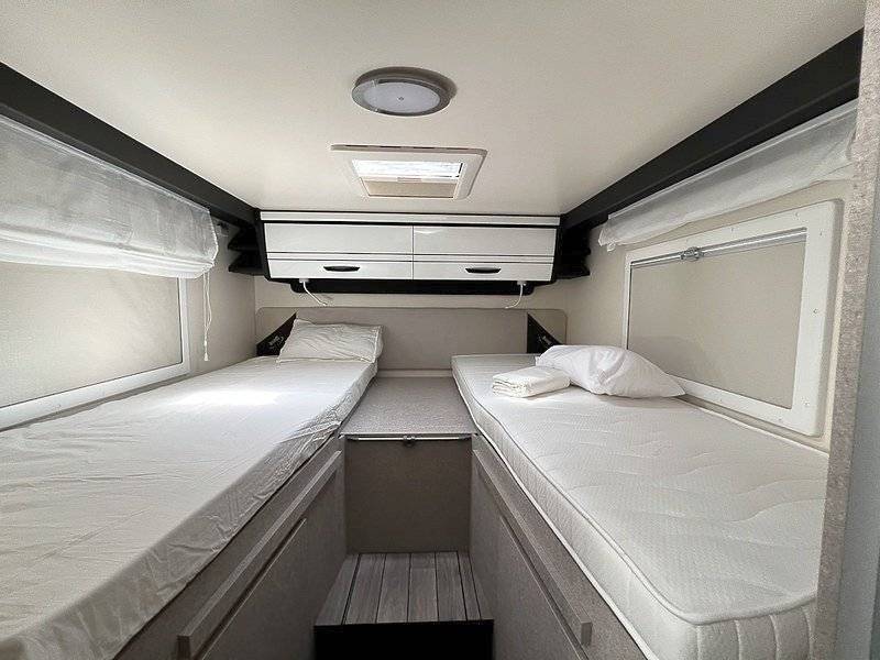 Mclouis Mclouis MC4 373