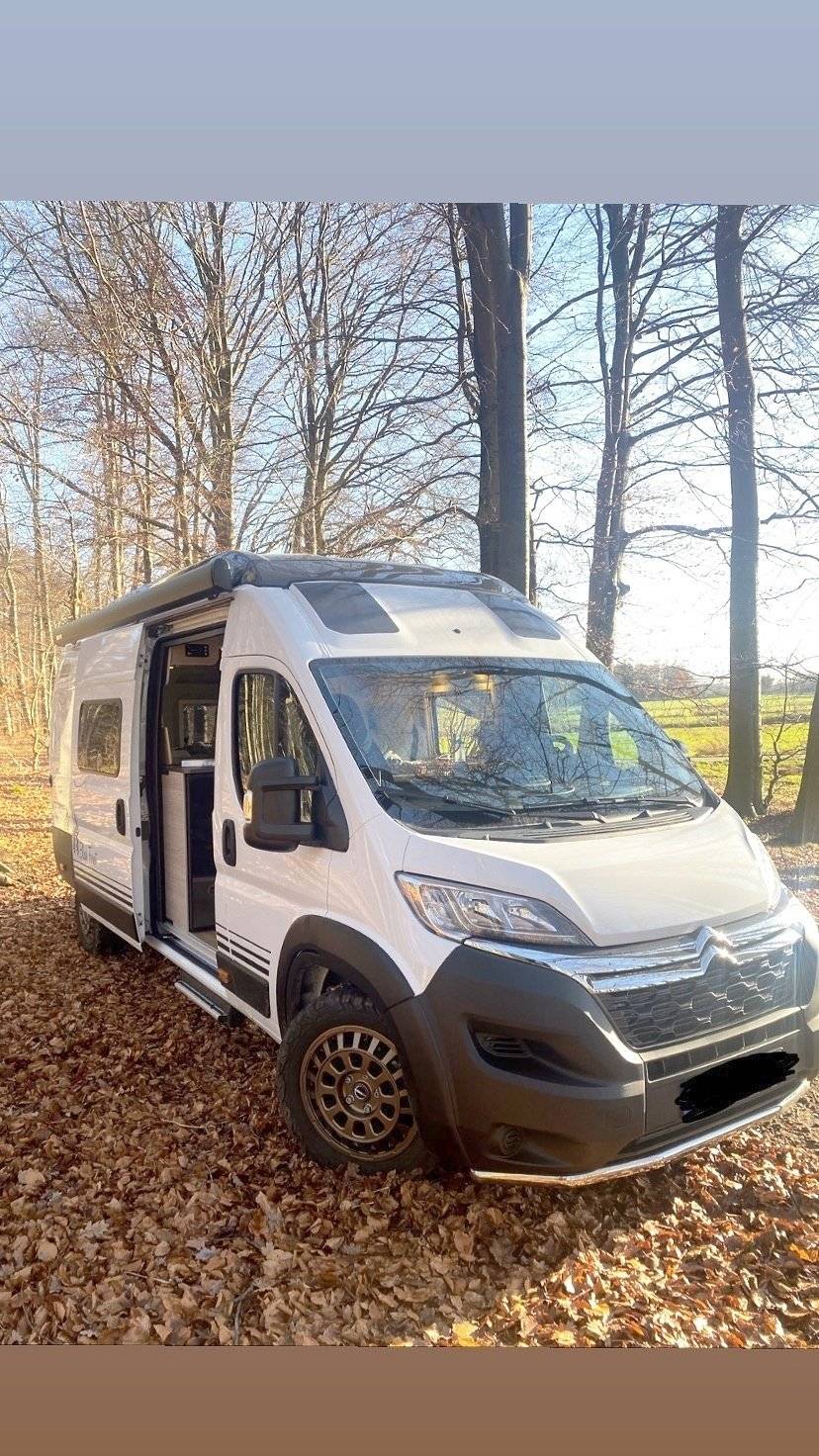 Bürstner Campeo Black Forest