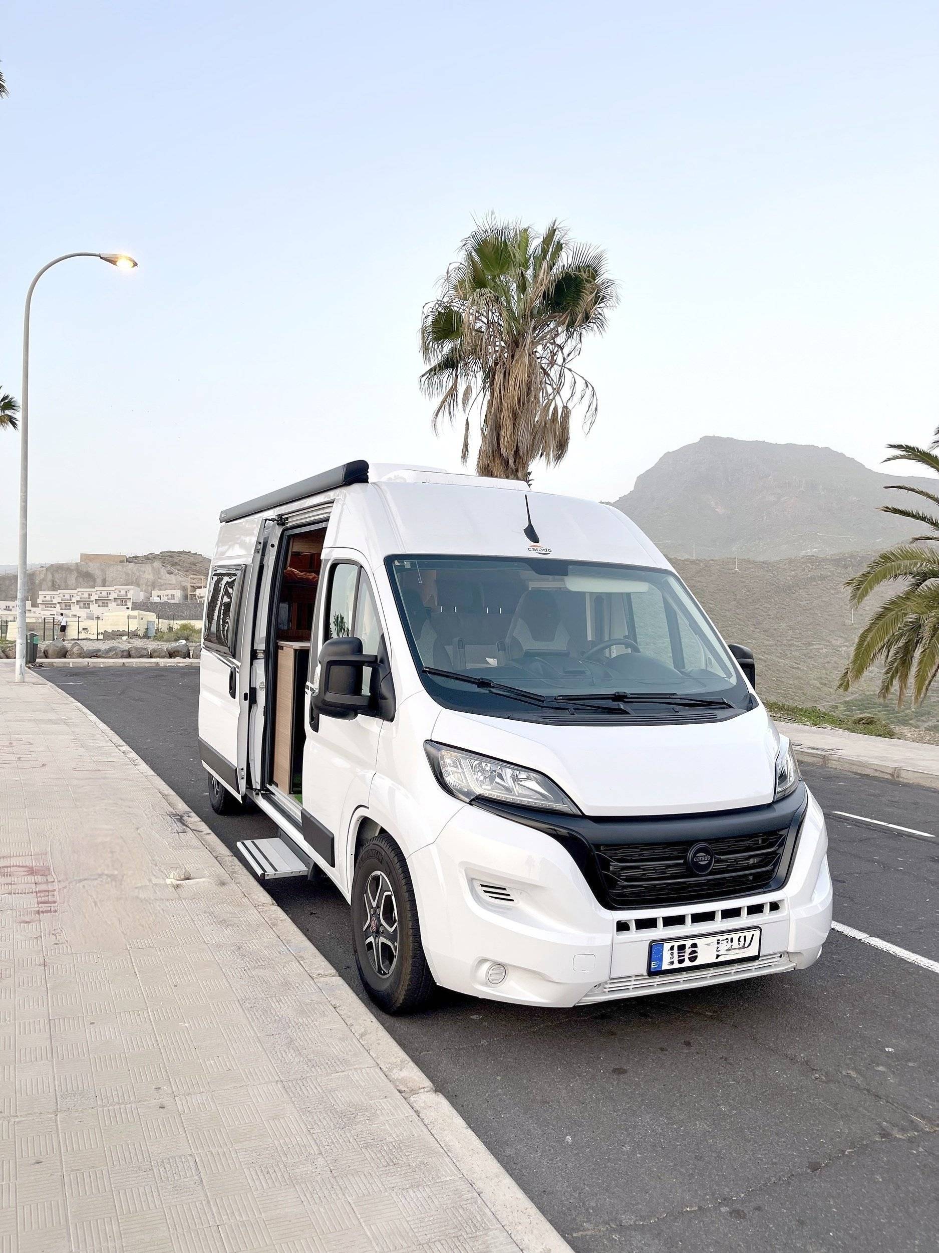 Vista de 3/4 Fiat FIAT DUCATO - Yescapa